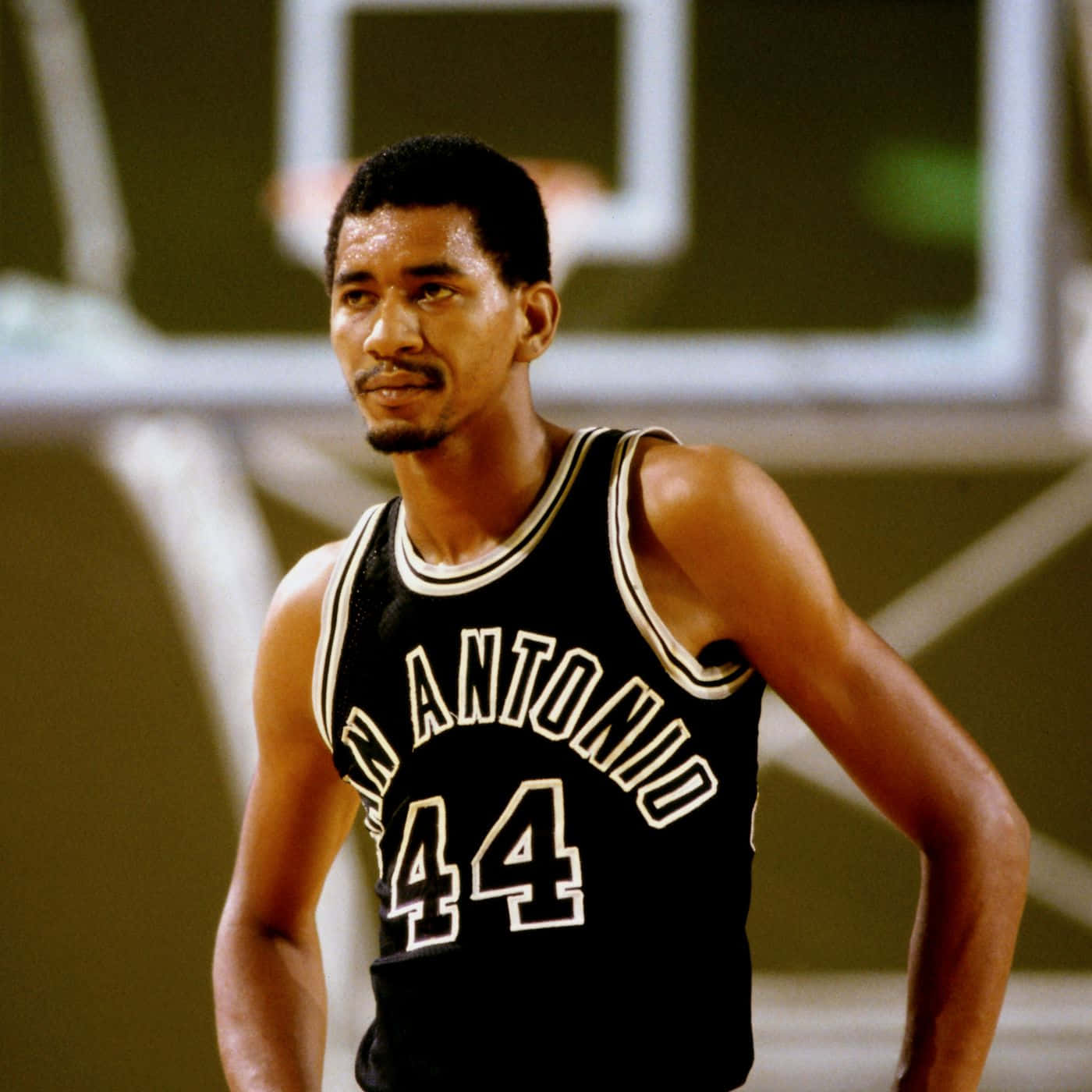 Download NBA Legend George Gervin Basketball Wallpaper