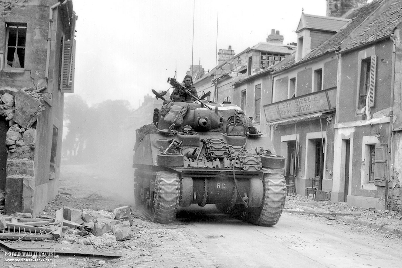 World War 2 Tanks. World War 2 Facts