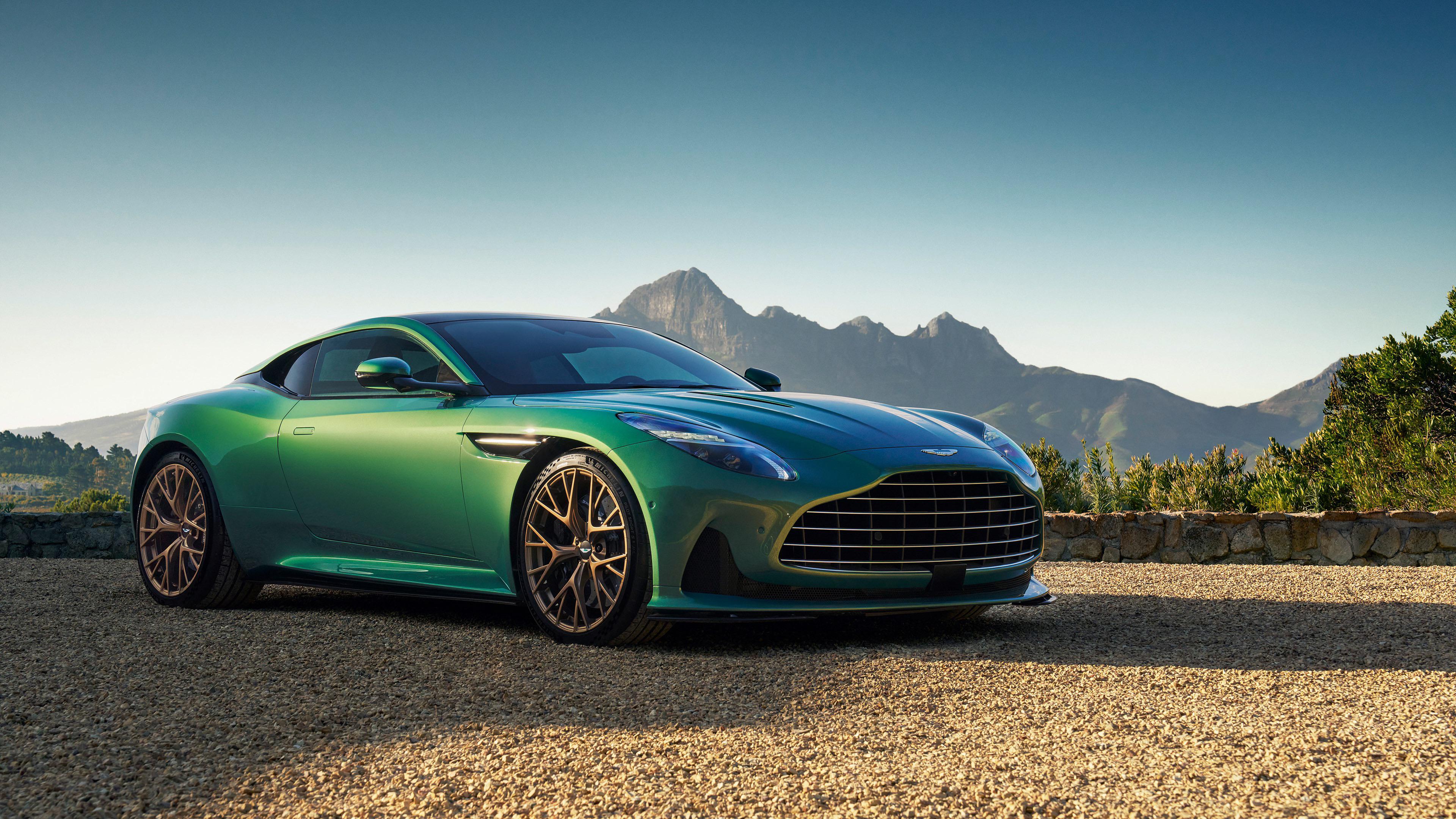 2024 Aston Martin DB12 [3840x2160]