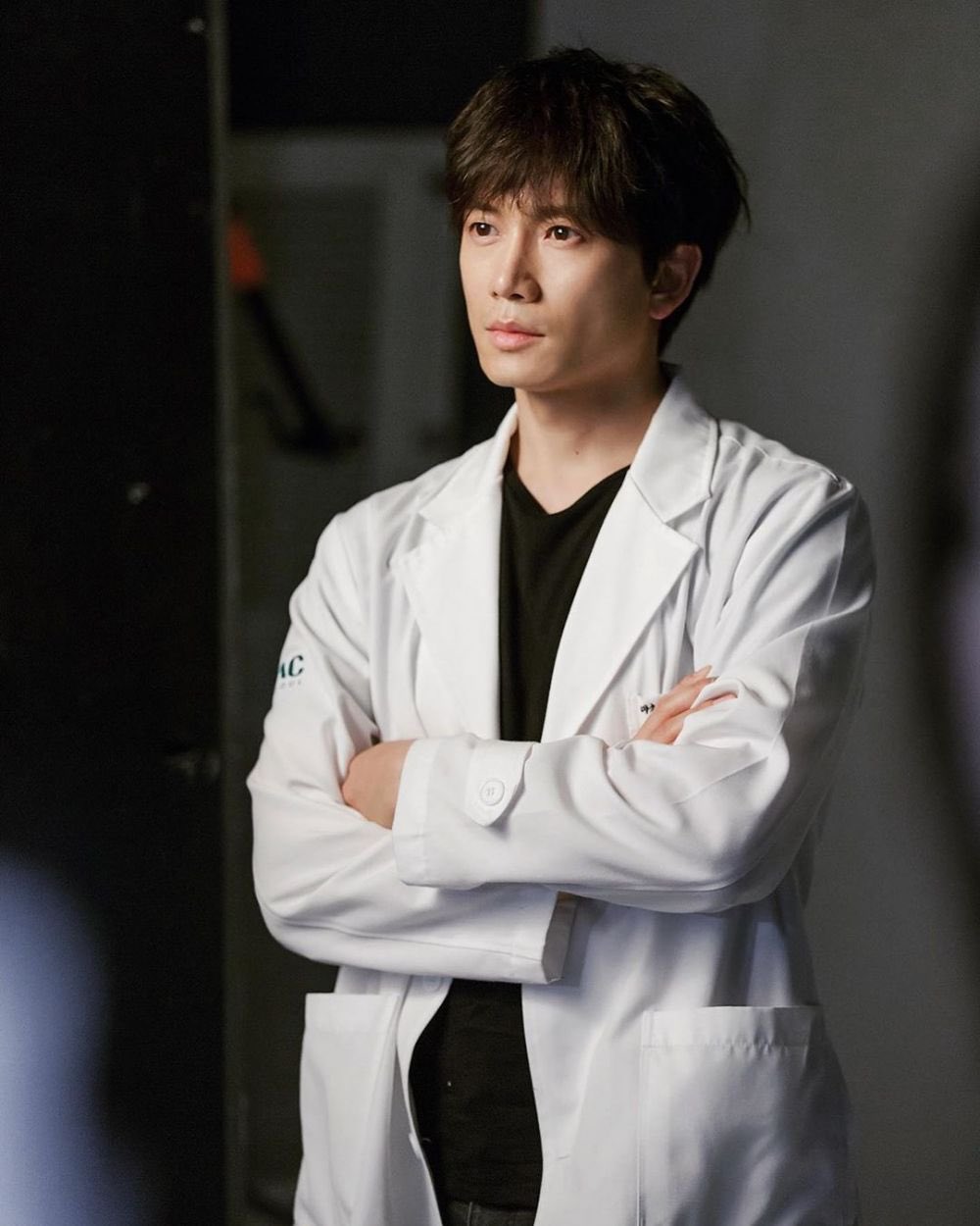 JJ love Ji Sung more with every drama I see him in. #DoctorJohn