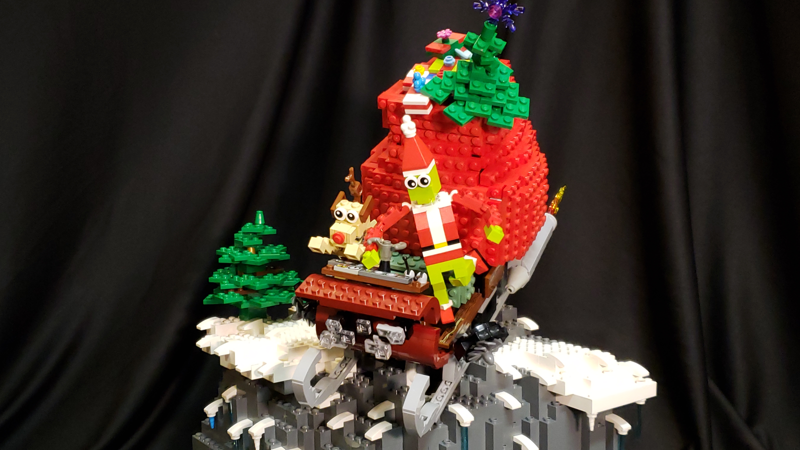 LEGO IDEAS. Seuss's How The Grinch Stole Christmas