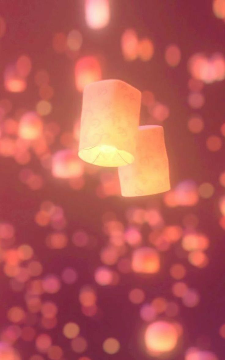 Disney red asthetic. Wallpaper ponsel disney, Wallpaper disney, Wallpaper iphone disney