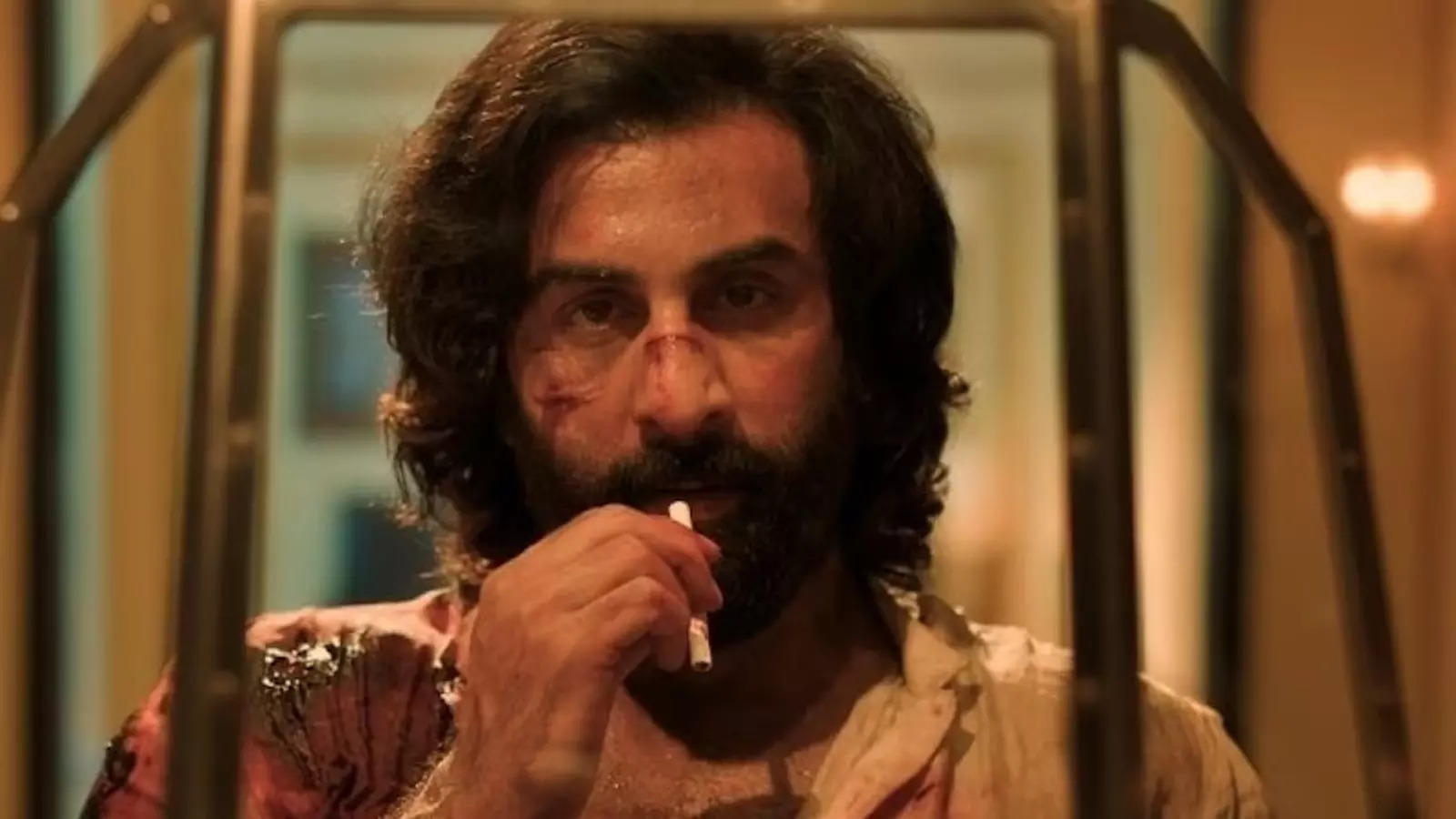 On Ranbir Kapoor's 41st birthday, teaser of 'Animal' is OUT; netizens react. Etimes of India Videos