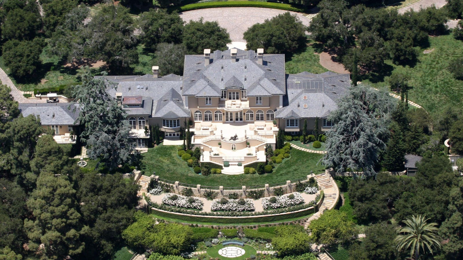 When 10 Homes Isn't Enough: Which Billionaires Own The Most Properties
