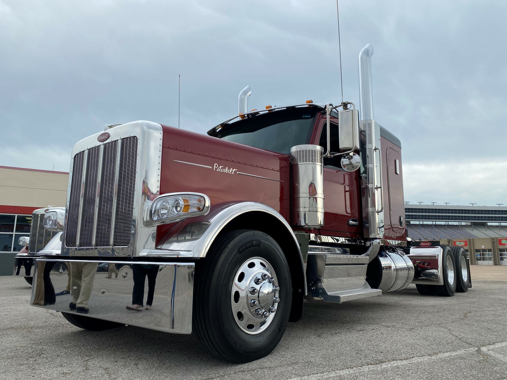 Peterbilt revamps a classic, but stays true to roots with new Model 589