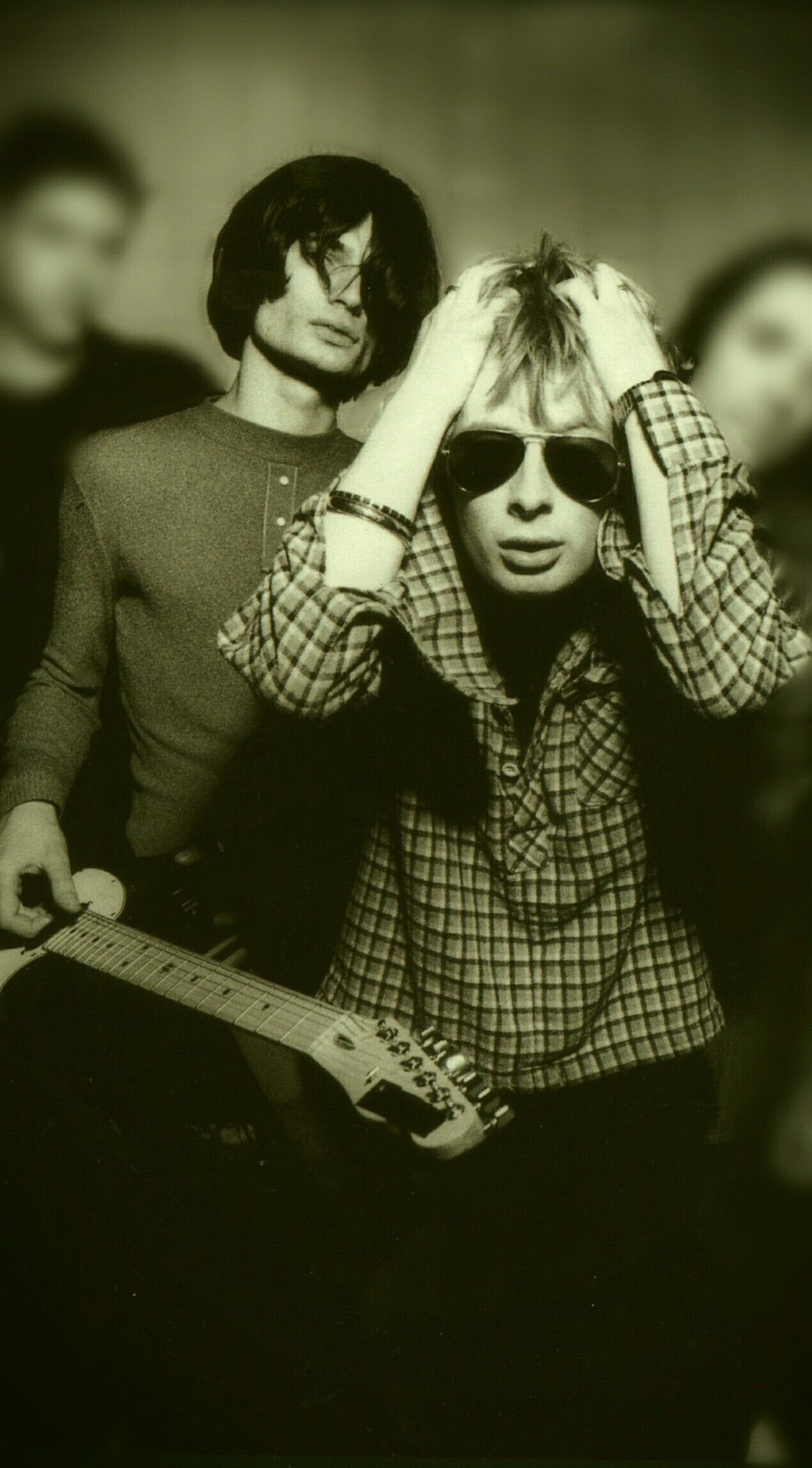 RH Thom Thom & Jon Jon. Radiohead, Thom yorke radiohead, Thom yorke