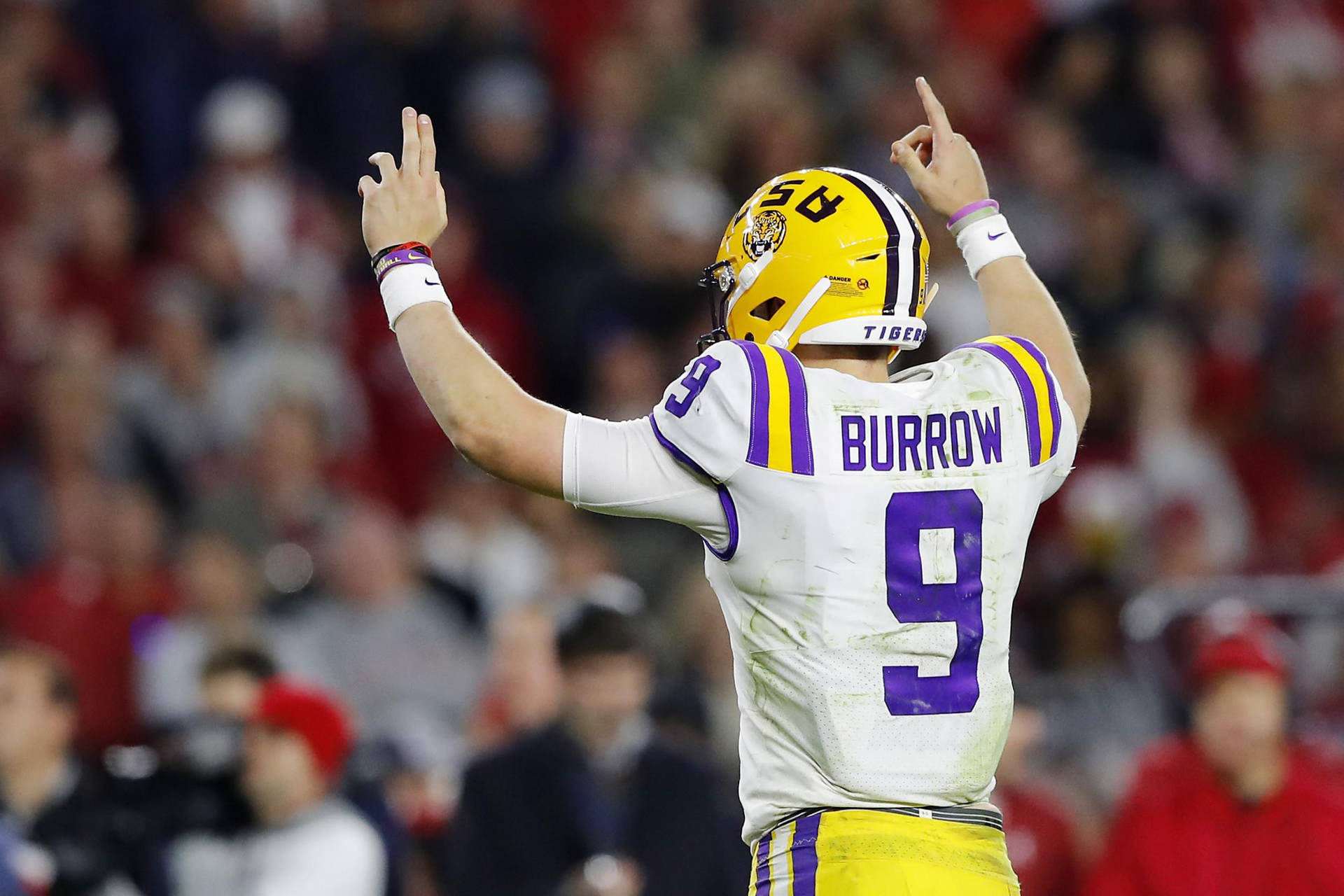 Download Joe Burrow Hands Up Wallpaper