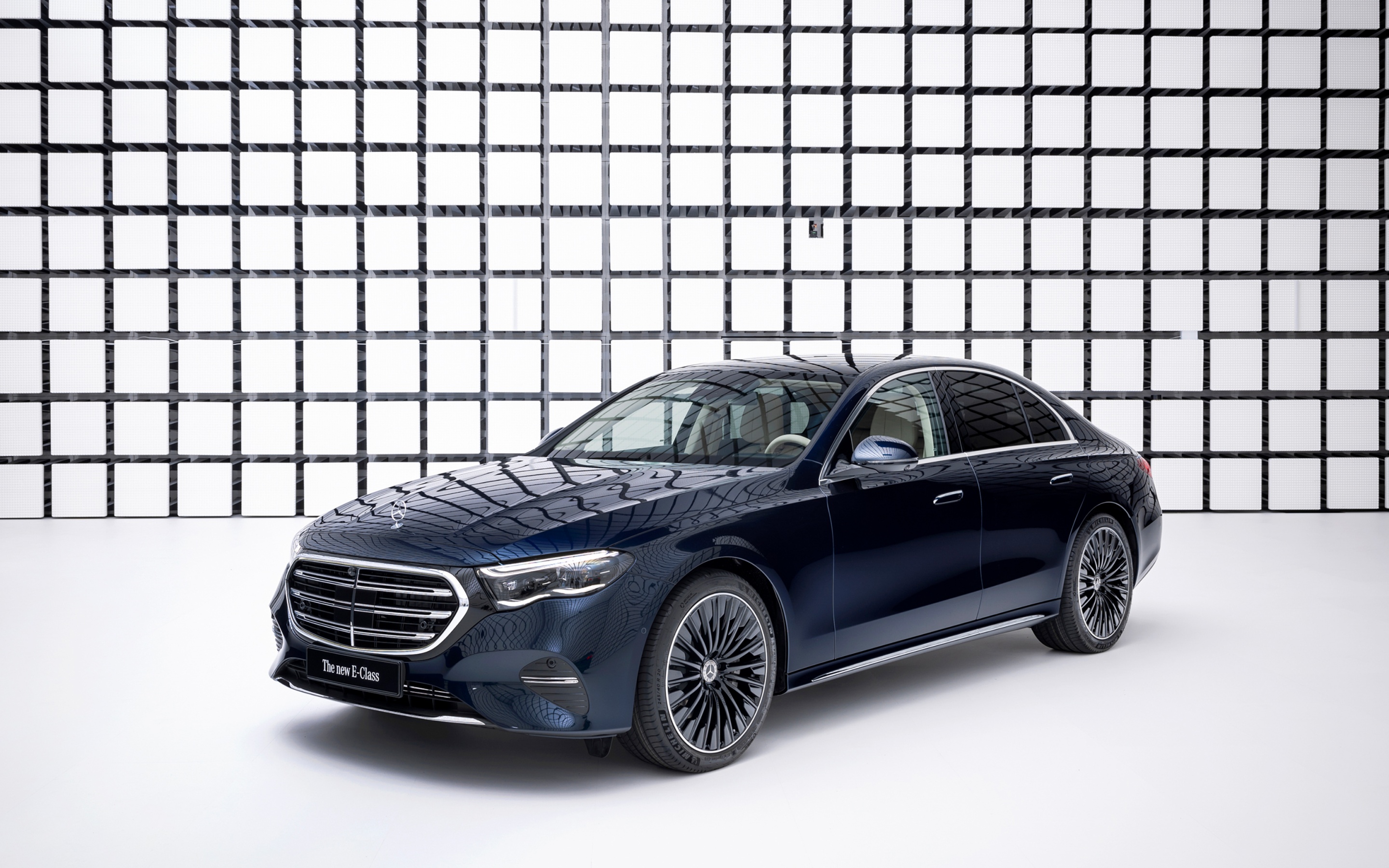 Mercedes Benz E Class Wallpaper 4K