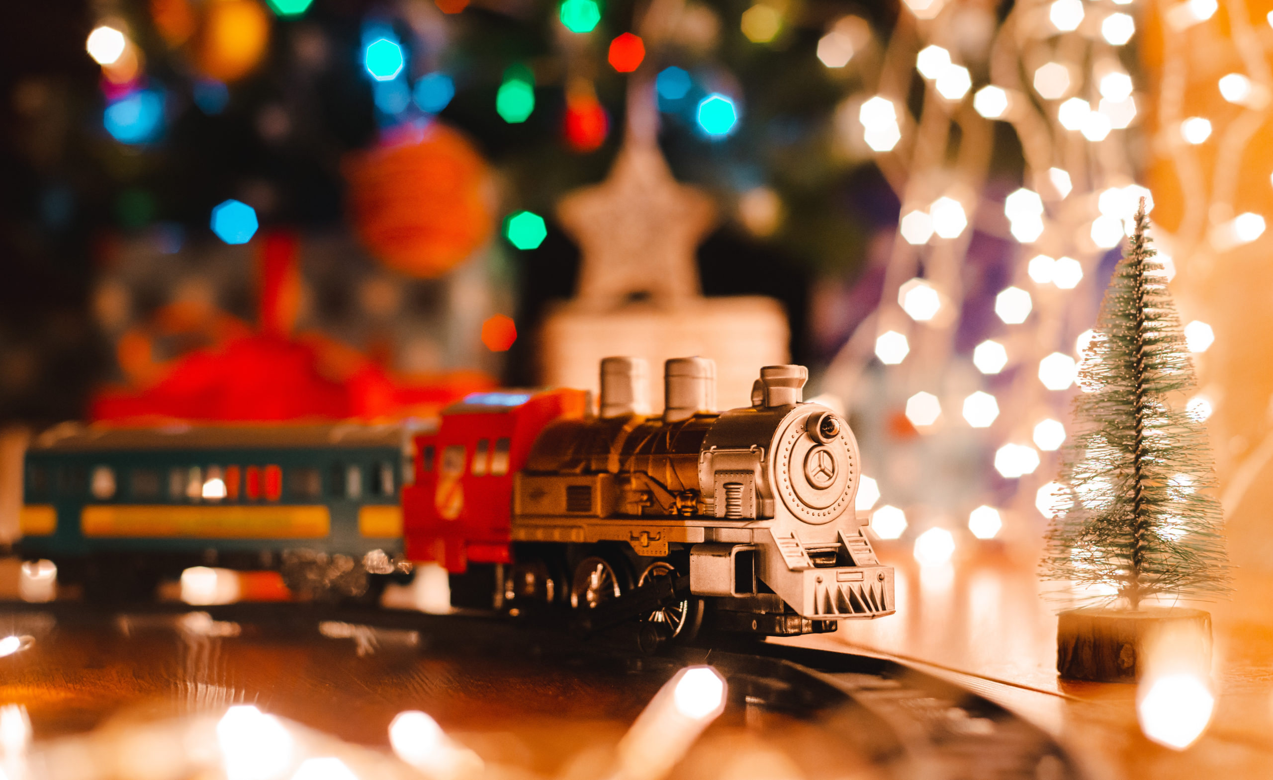 FESTIVE CHRISTMAS TRAINS IN THE SOUTHEAST Atlanta Traveler