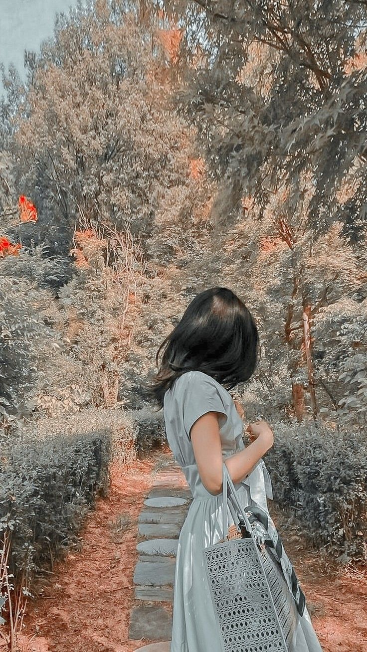 ❁
