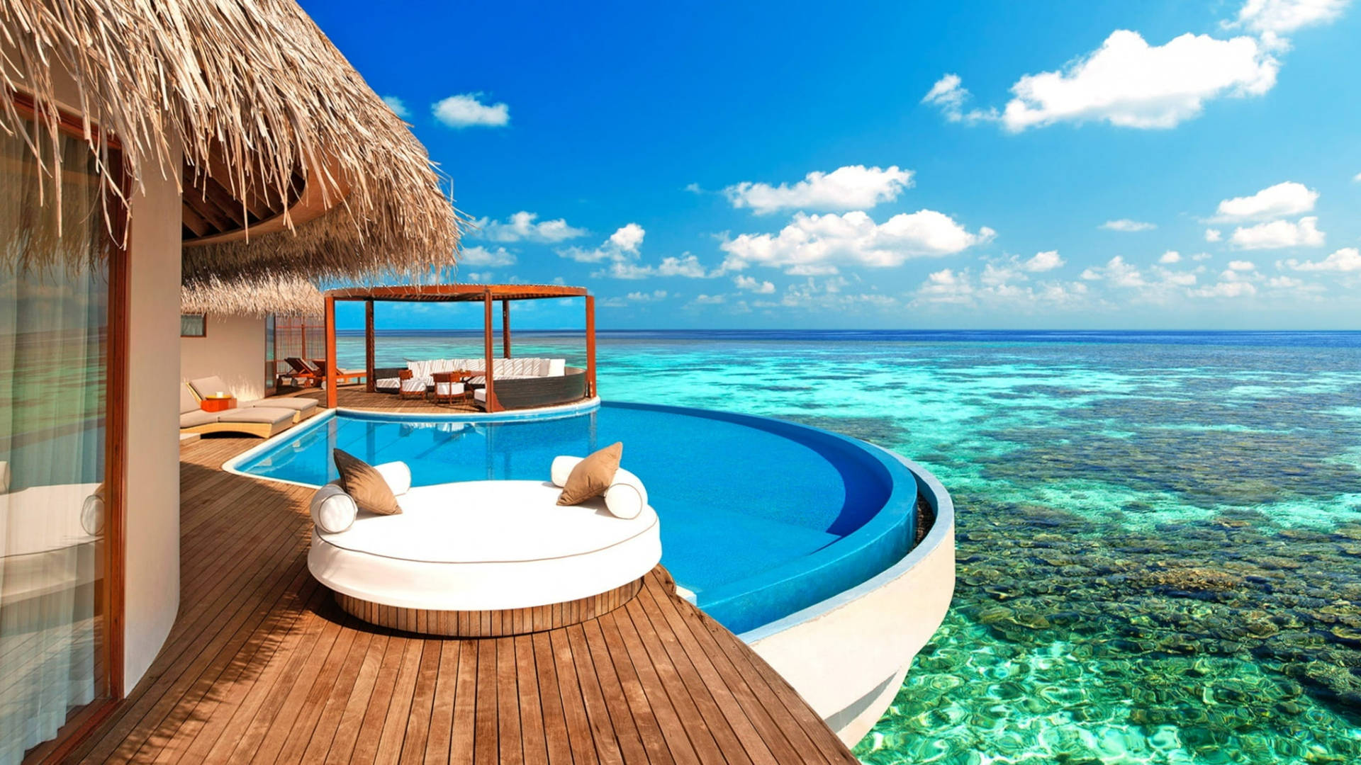 Download Maldives Hotel Suite Wallpaper