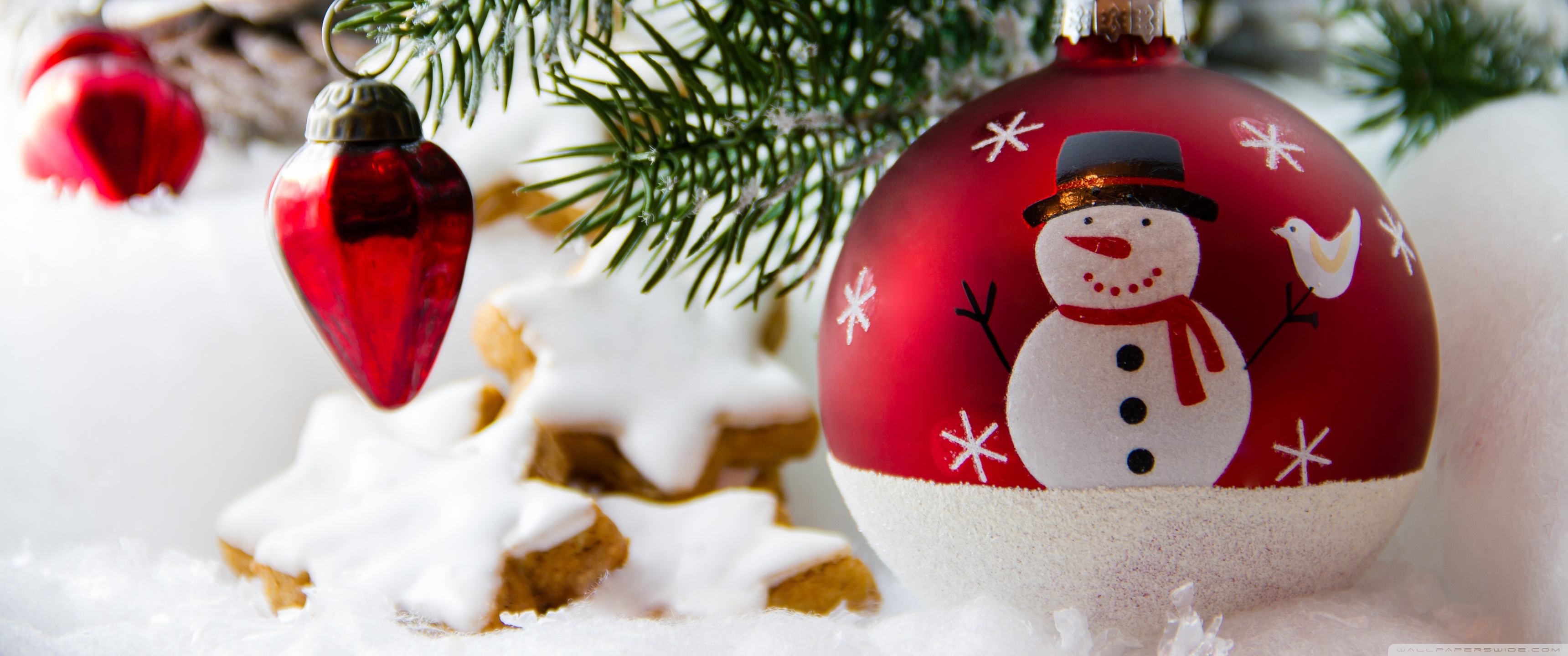 Merry Christmas Ultra HD Desktop Background Wallpaper for 4K UHD TV, Widescreen & UltraWide Desktop & Laptop, Tablet