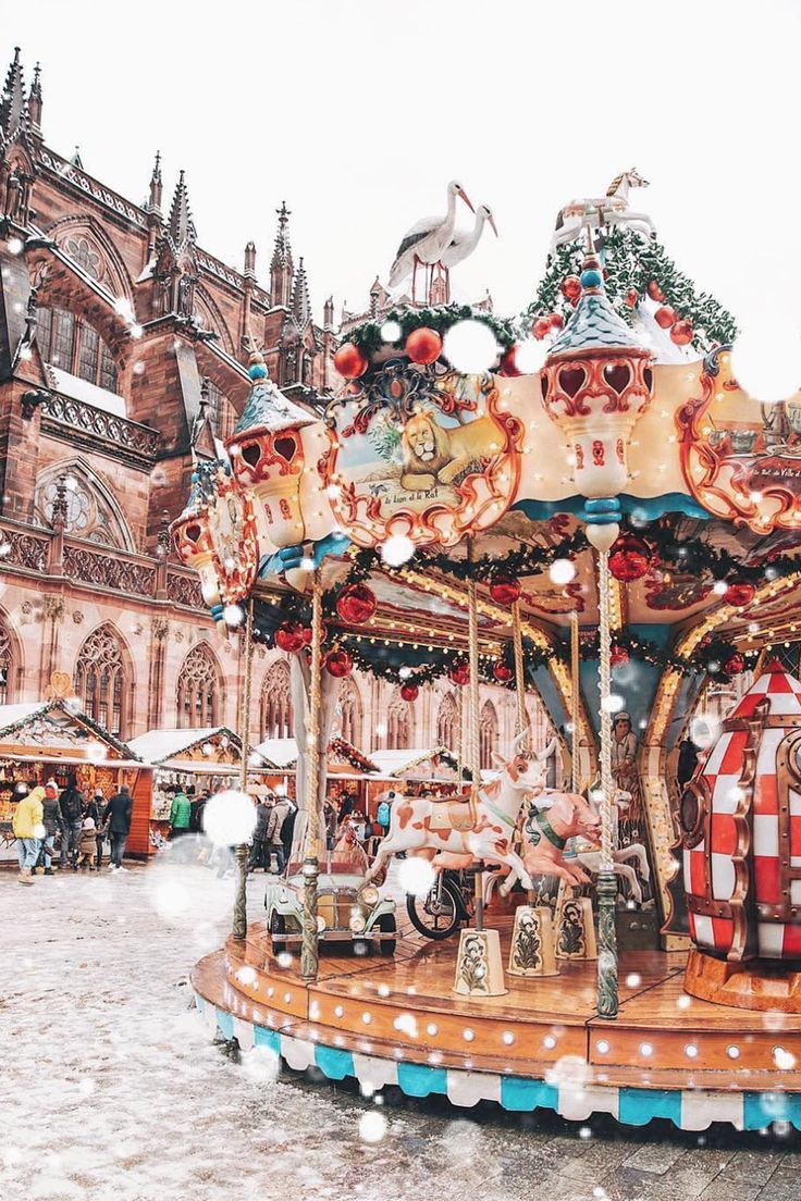 The world's most beautiful places to spend Christmas. Christmas phone wallpaper, Christmas feeling, Christmas picture