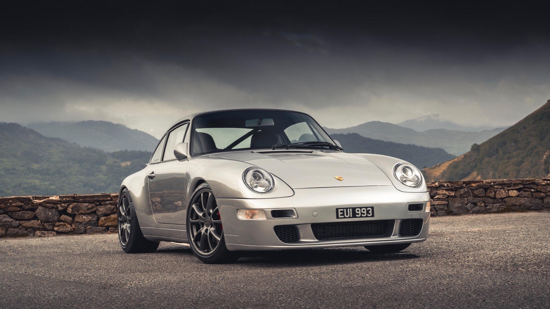 Paul Stephens AutoArt 993R brings subtlety to the Porsche 911 restomod