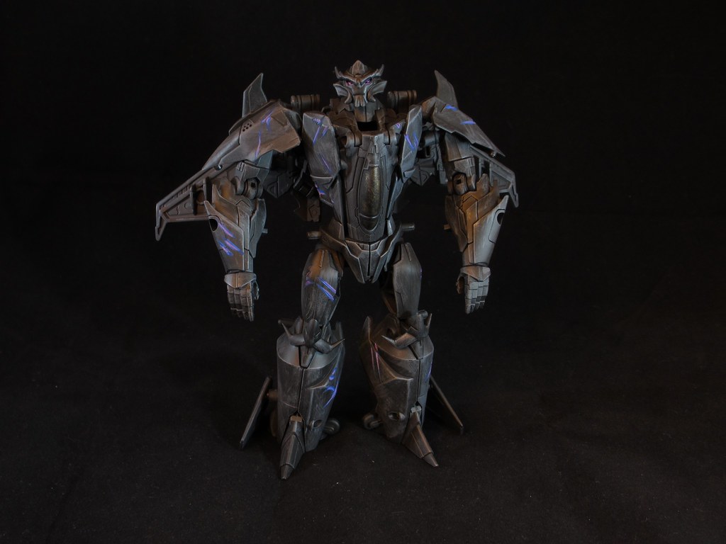 Prime Terrorcon Skyquake Mode 2. Transformers Prime c