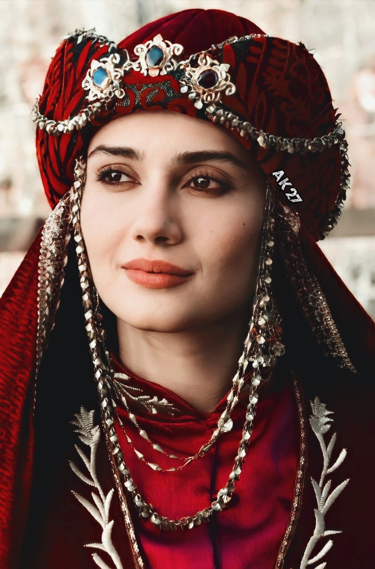 Turna ❤️ ideas. turkish clothing, turkish beauty, celebrities