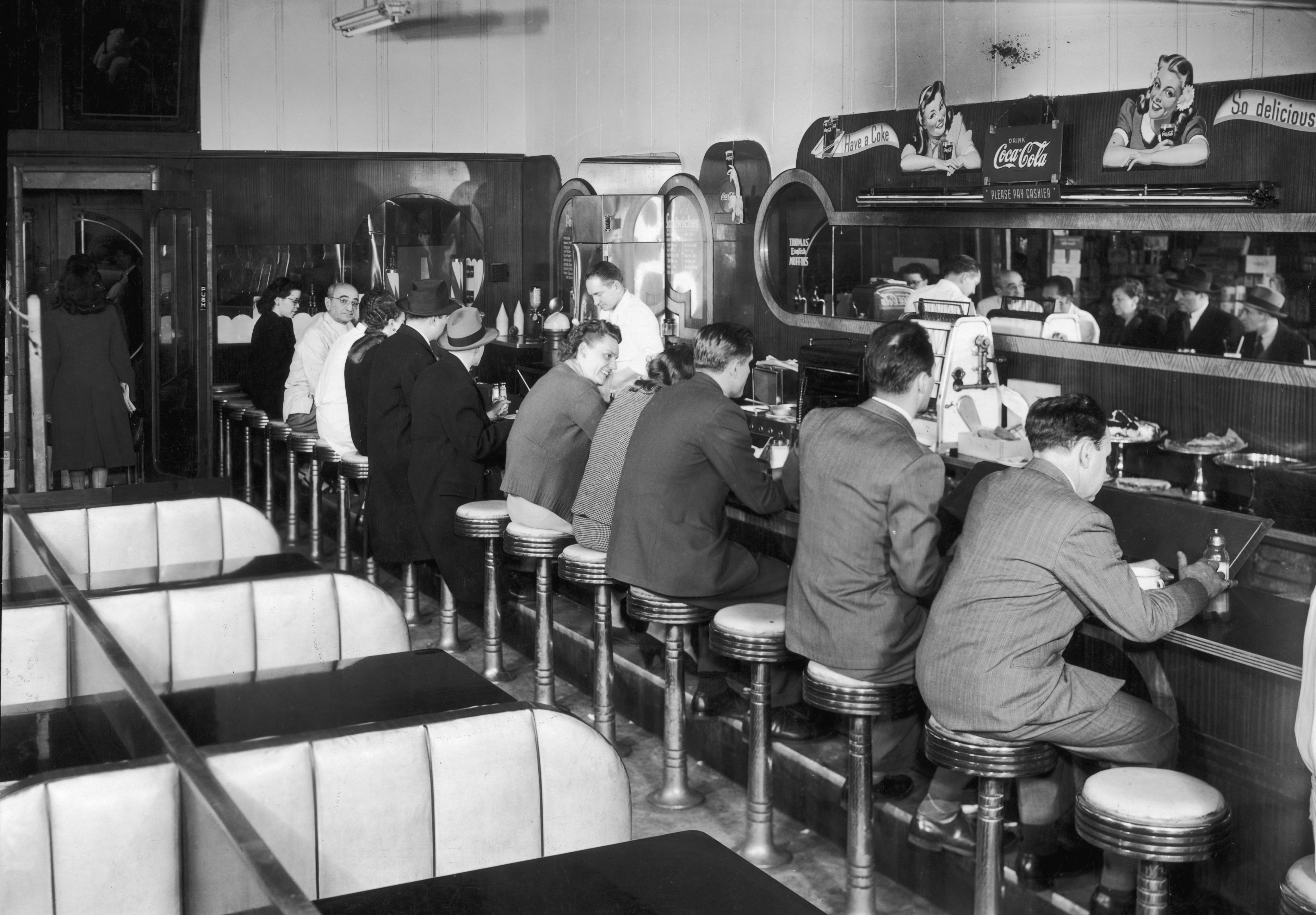 Vintage Photo of Dinersrs