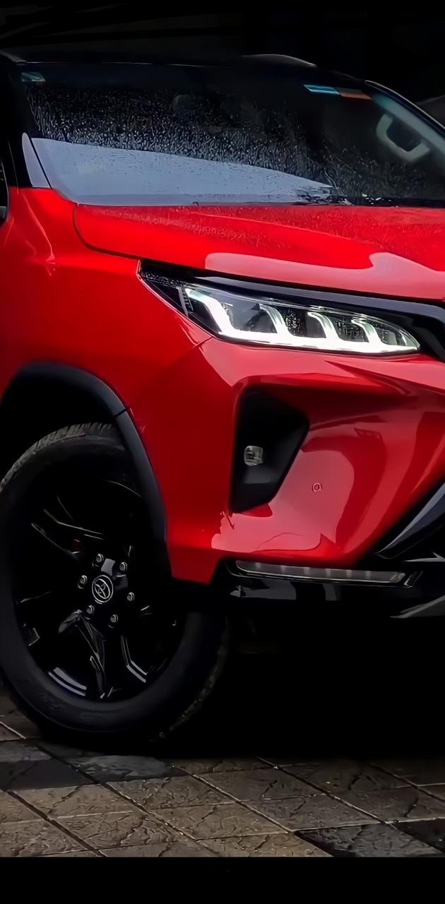 Fortuner legender car Wallpaper Download