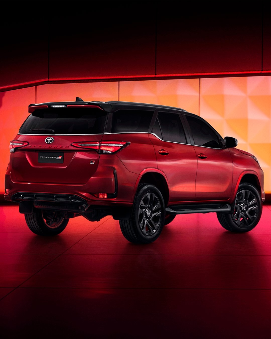 Fortuner legender Wallpaper Download