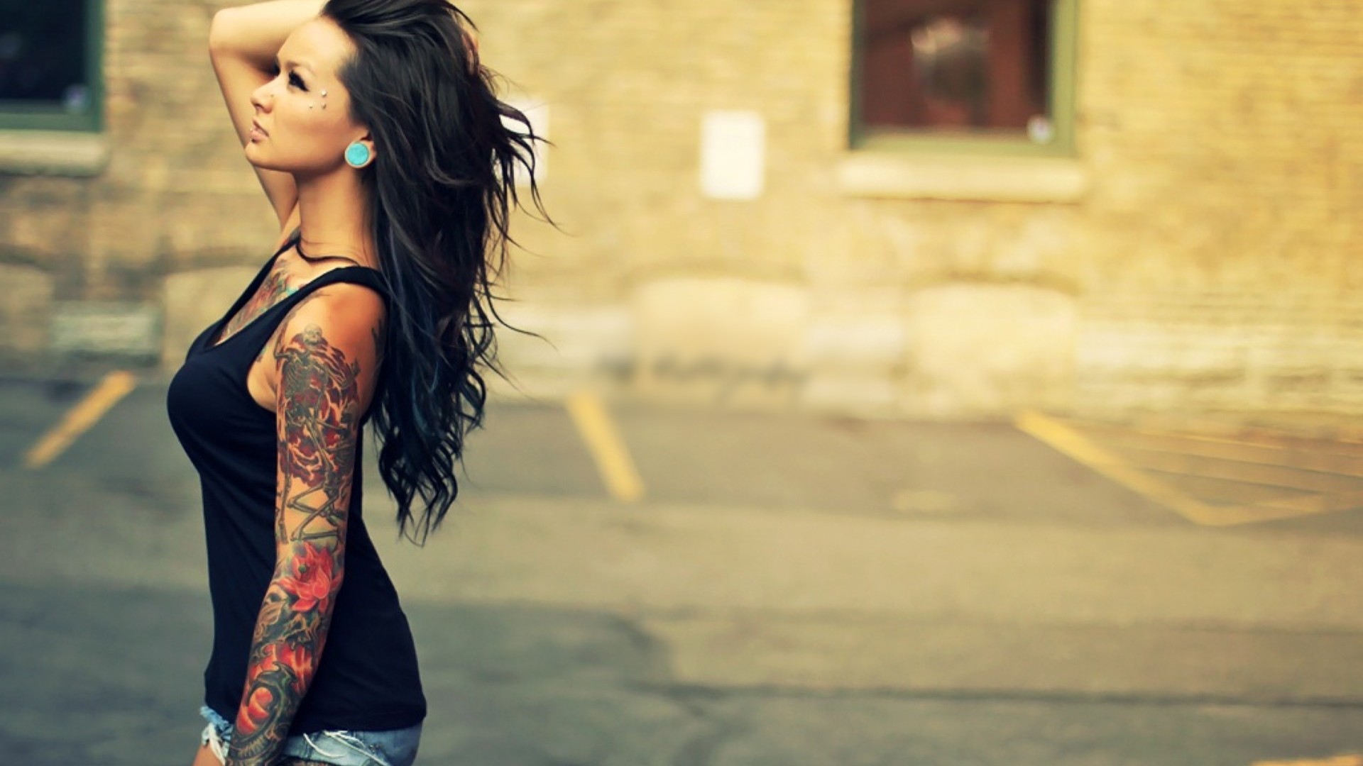Tattooed Girls 10723 1920x1080px