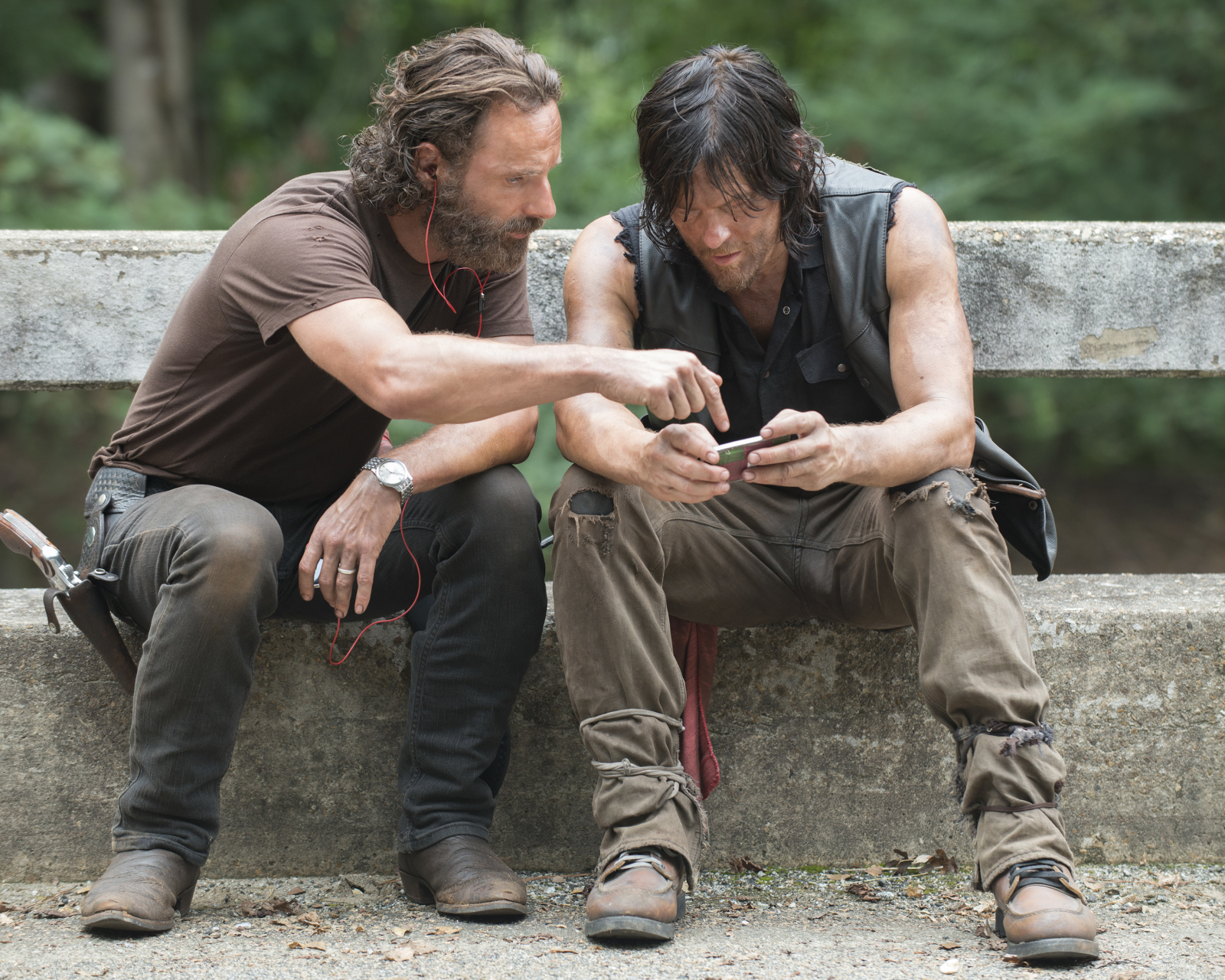 HD desktop wallpaper: Andrew Lincoln, Tv Show, Norman Reedus, The Walking Dead, Rick Grimes, Daryl Dixon download free picture