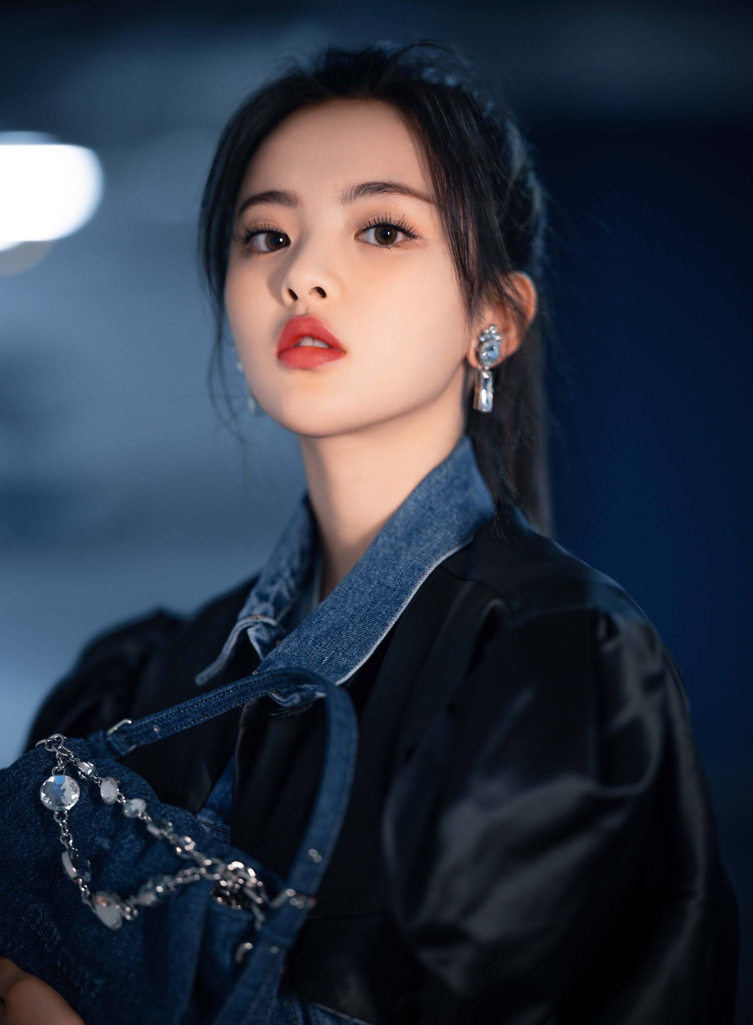 China Entertainment News: Yang Chaoyue poses for photo shoot