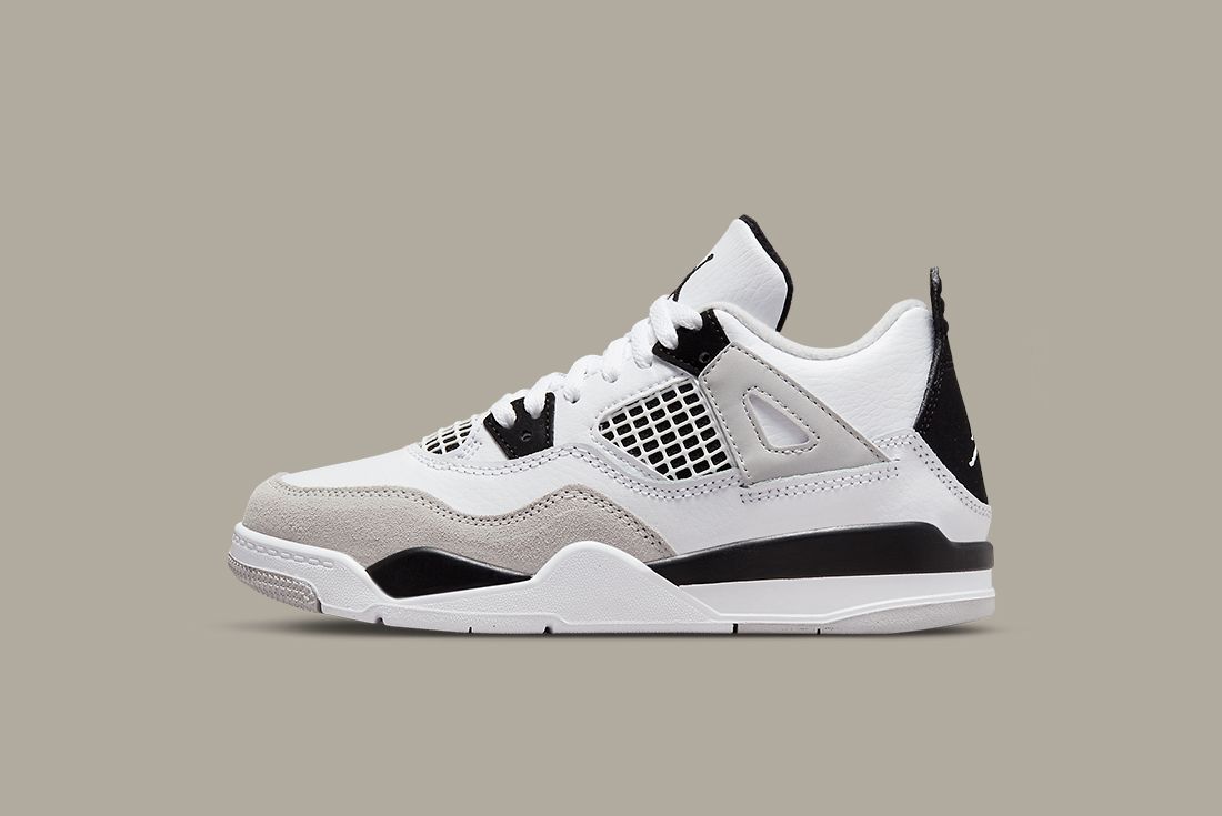 Release Date! Air Jordan 4 'Military Black' In Family Sizing