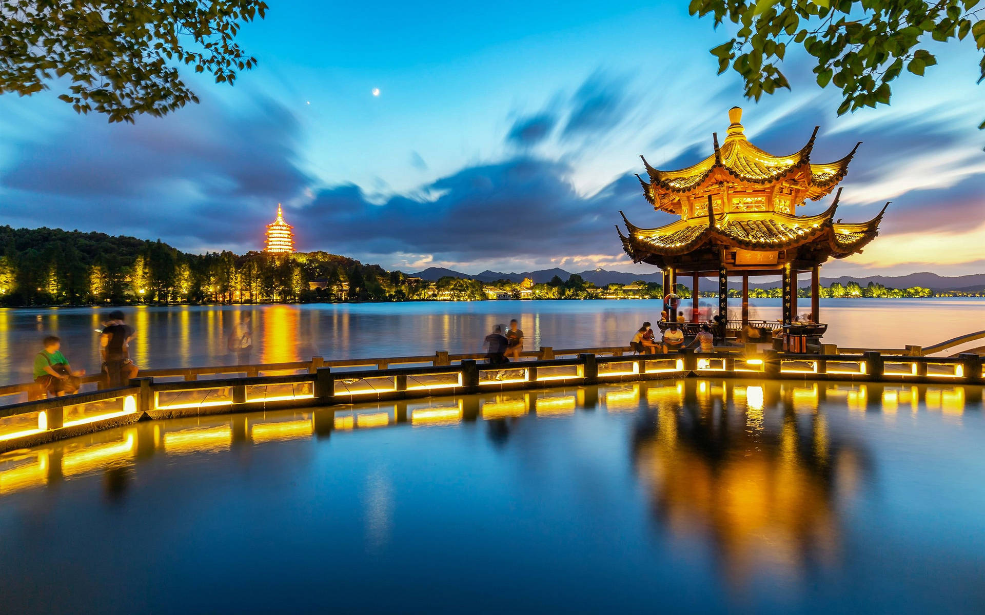 Download Hangzhou Lake Scenery Wallpaper