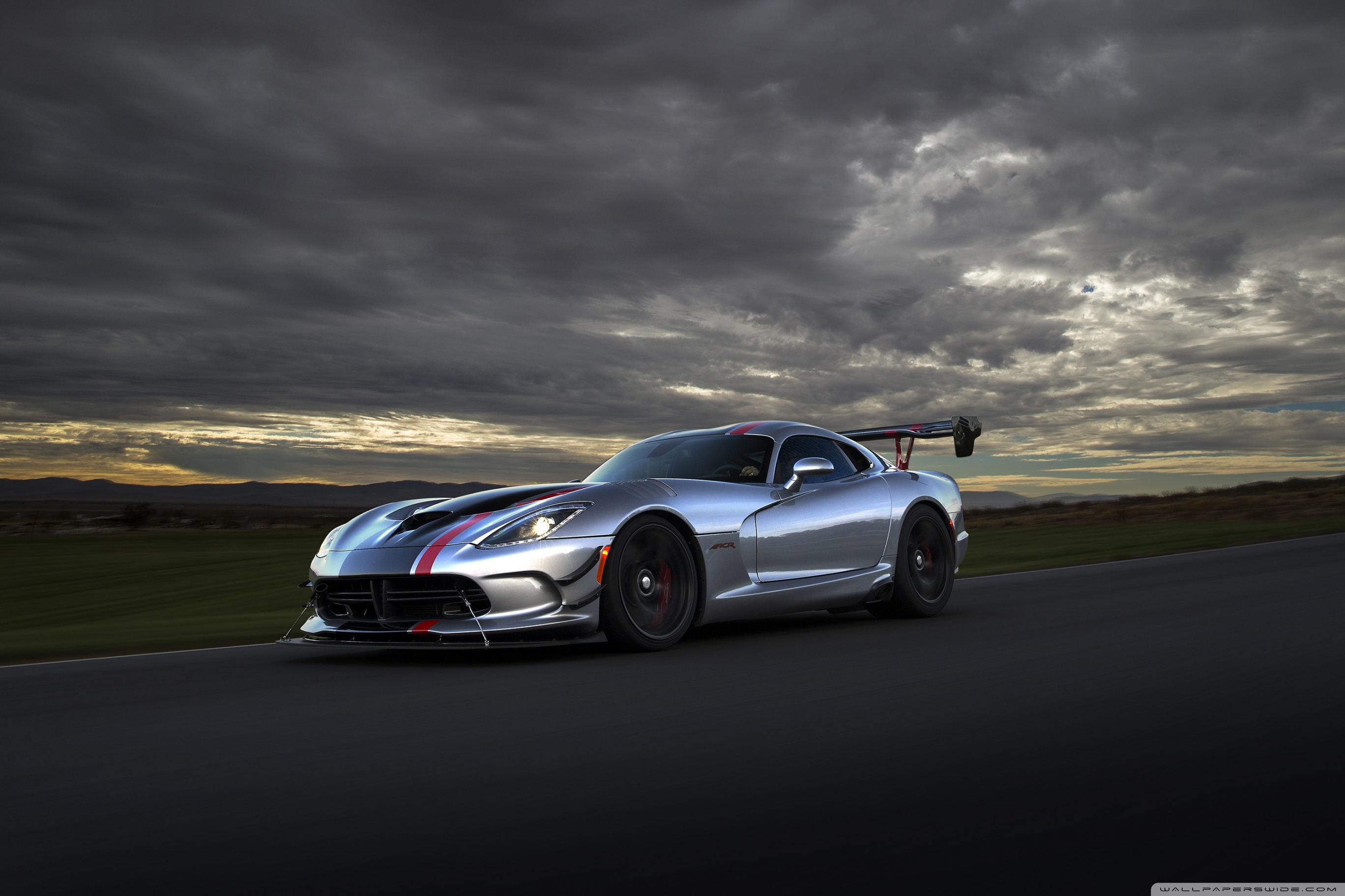 Dodge Viper ACR Ultra HD Desktop Background Wallpaper for 4K UHD TV, Widescreen & UltraWide Desktop & Laptop, Multi Display, Dual Monitor, Tablet