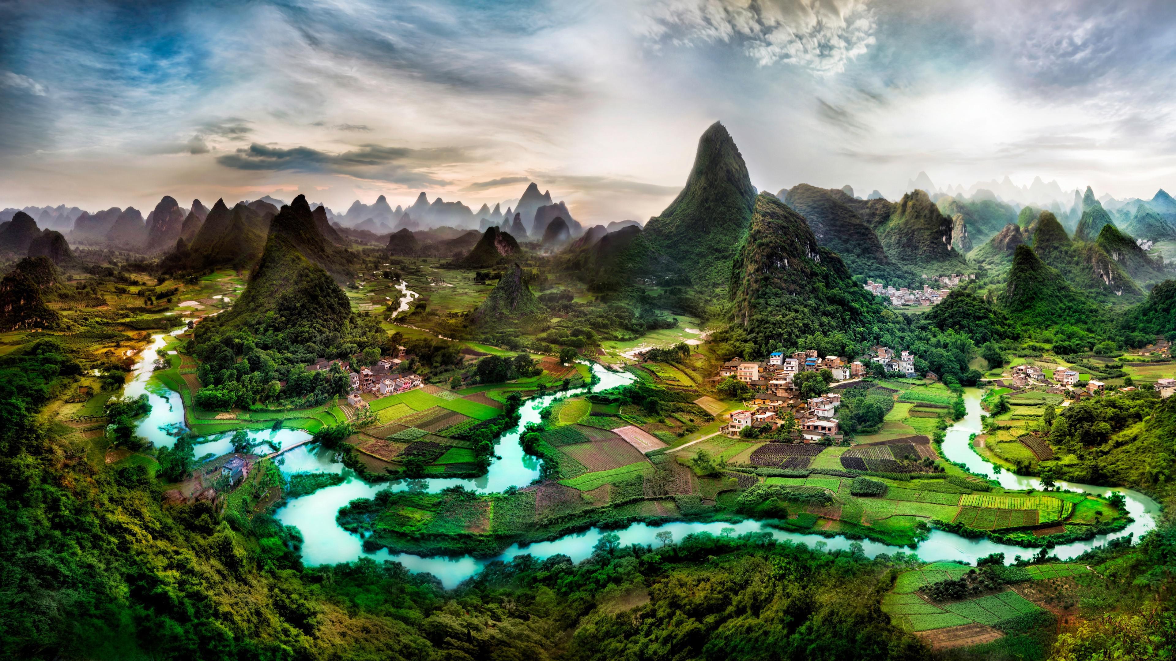 Panorama of Li River at dusk in rural Guilin, Guangxi, China [3840x2160]