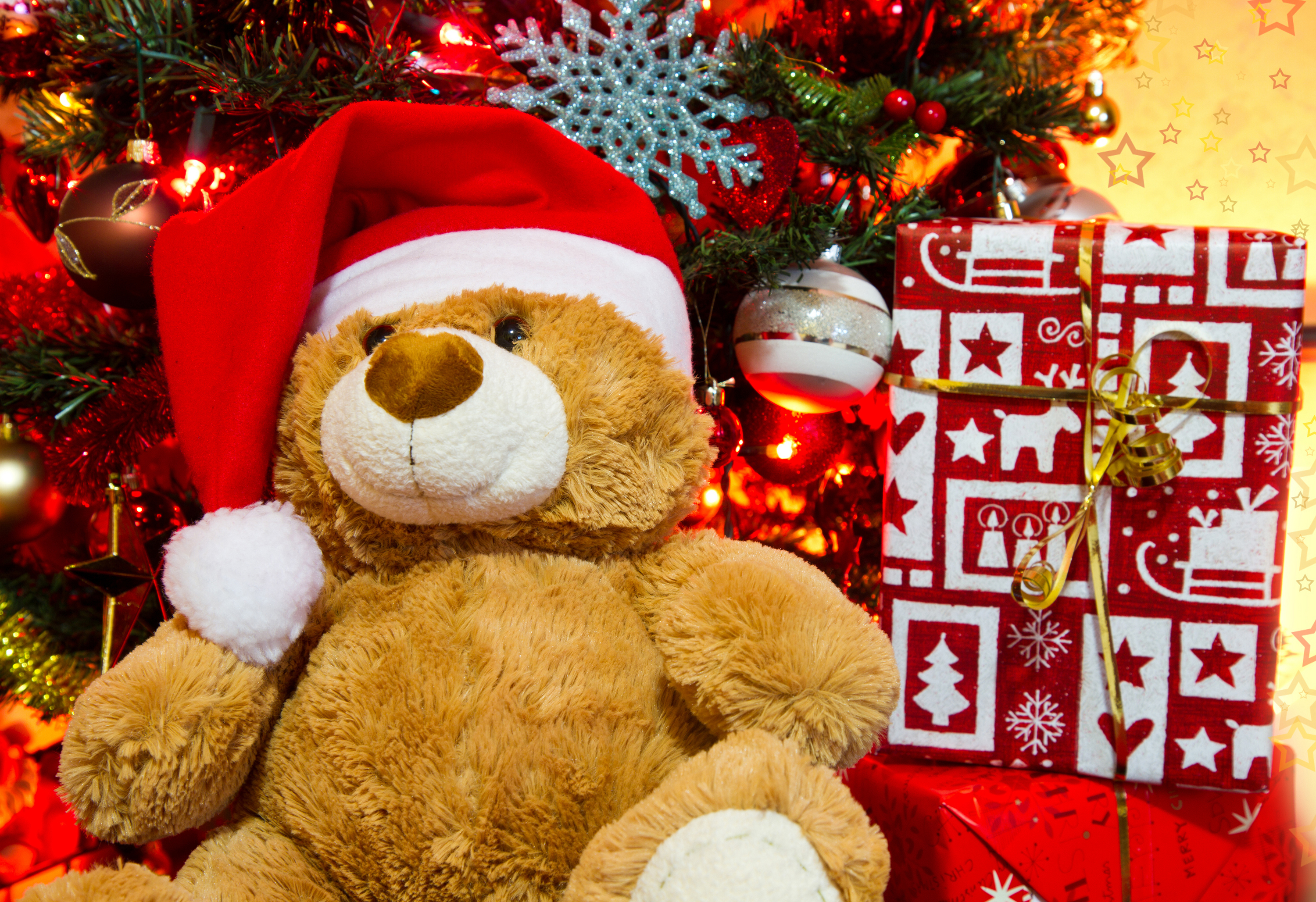 HD desktop wallpaper: Teddy Bear, Christmas, Holiday, Gift, Christmas Ornaments, Santa Hat download free picture