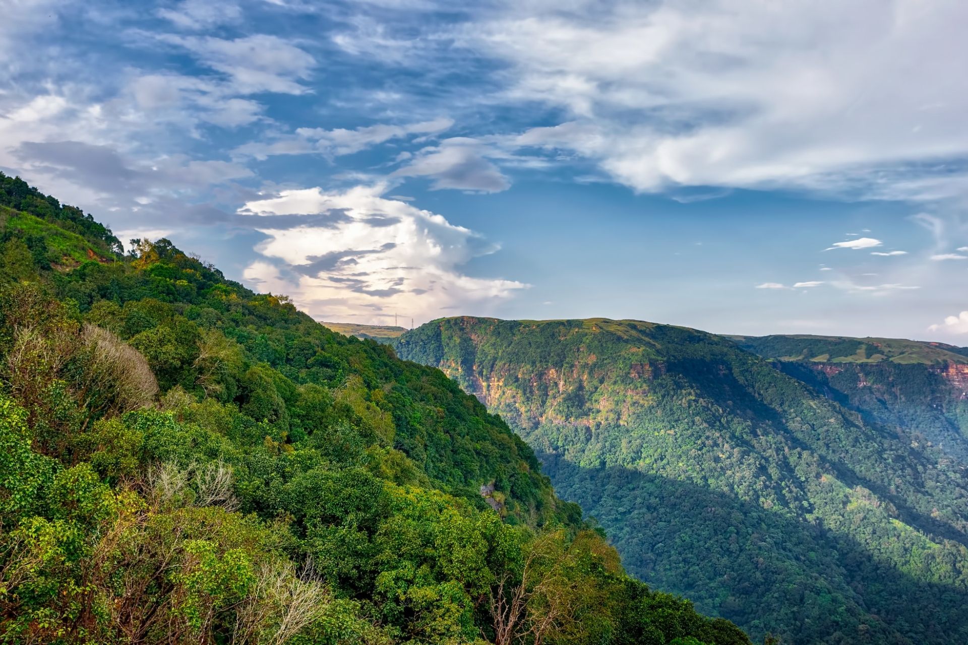 One Day Cherrapunjee Sightseeing Trip by Cab [Price & Itinerary]