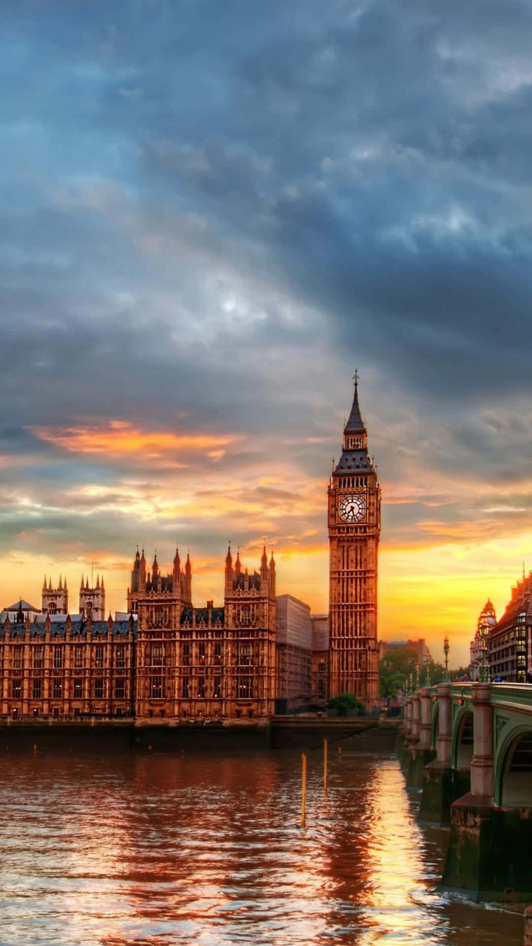 Download Explore the Historical Richness of London: Home to Iconic Landmarks Wallpaper