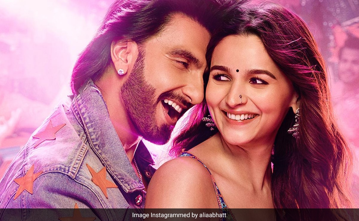 Rocky Aur Rani Kii Prem Kahaani First Look: Alia Bhatt And Ranveer Singh's Fabulous World