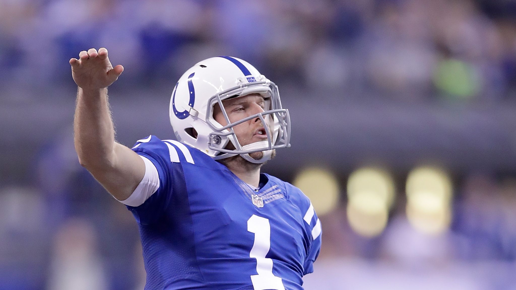 Indianapolis Colts punter Pat McAfee throws 35 yard pass