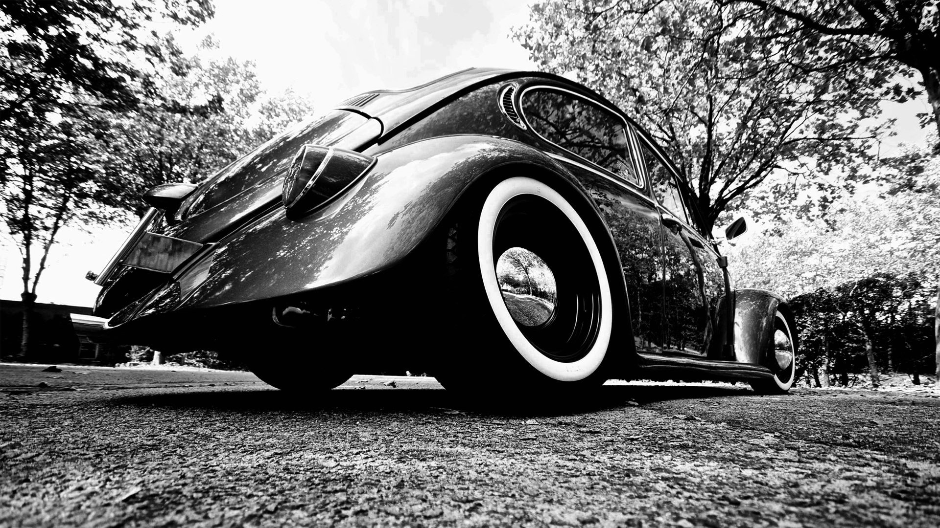 Old future shiny Volkswagen Beetle wallpaperx1080