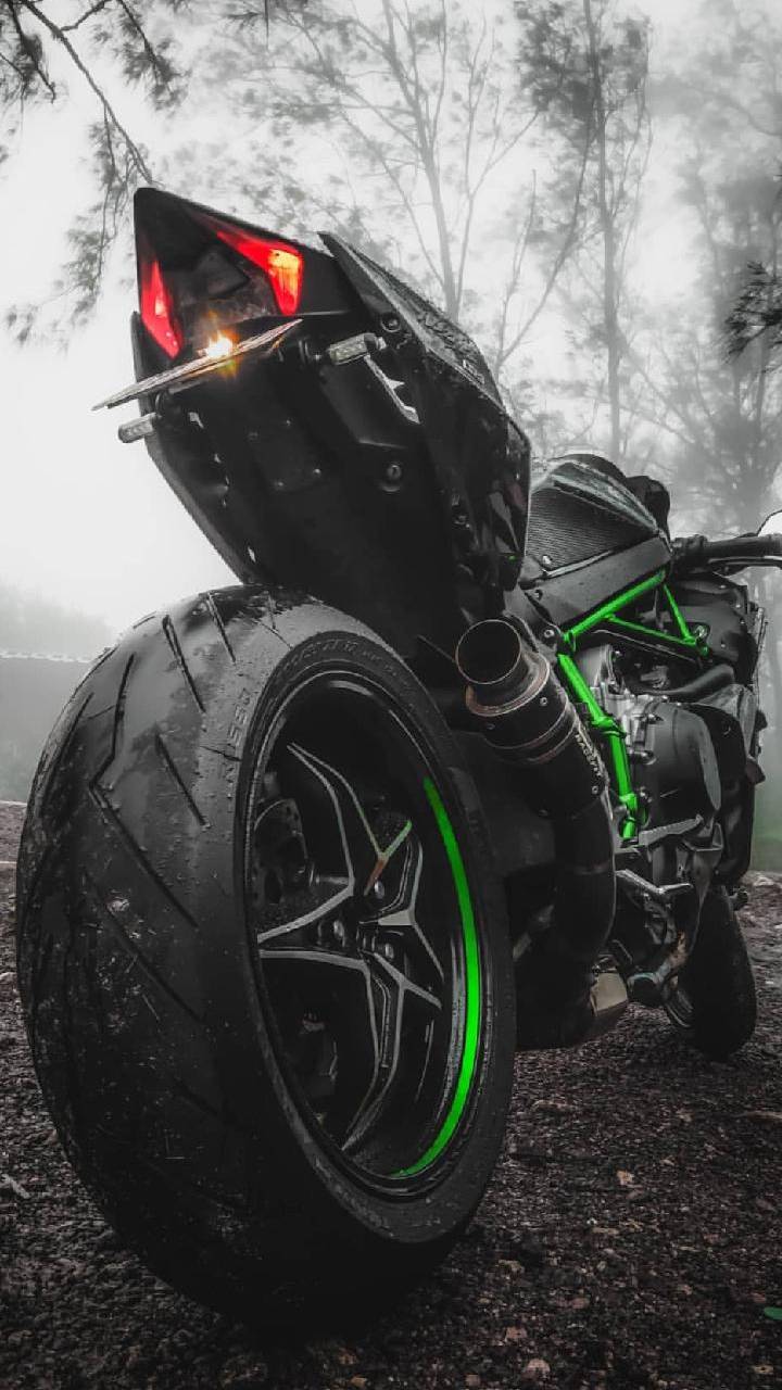 Kawasaki Motorcycle [iPhone & Android] Wallpaper