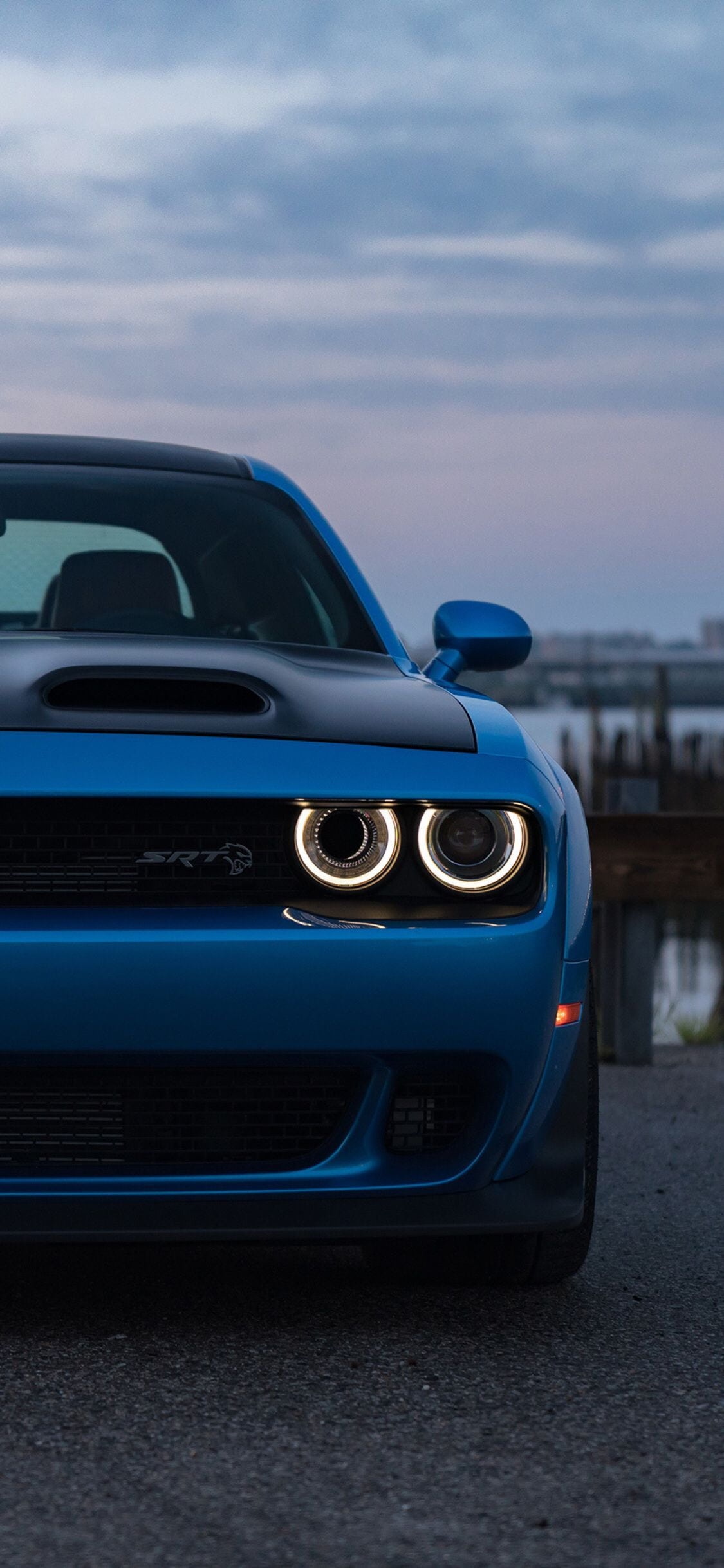 Dodge challenger srt hellcat Wallpaper Download