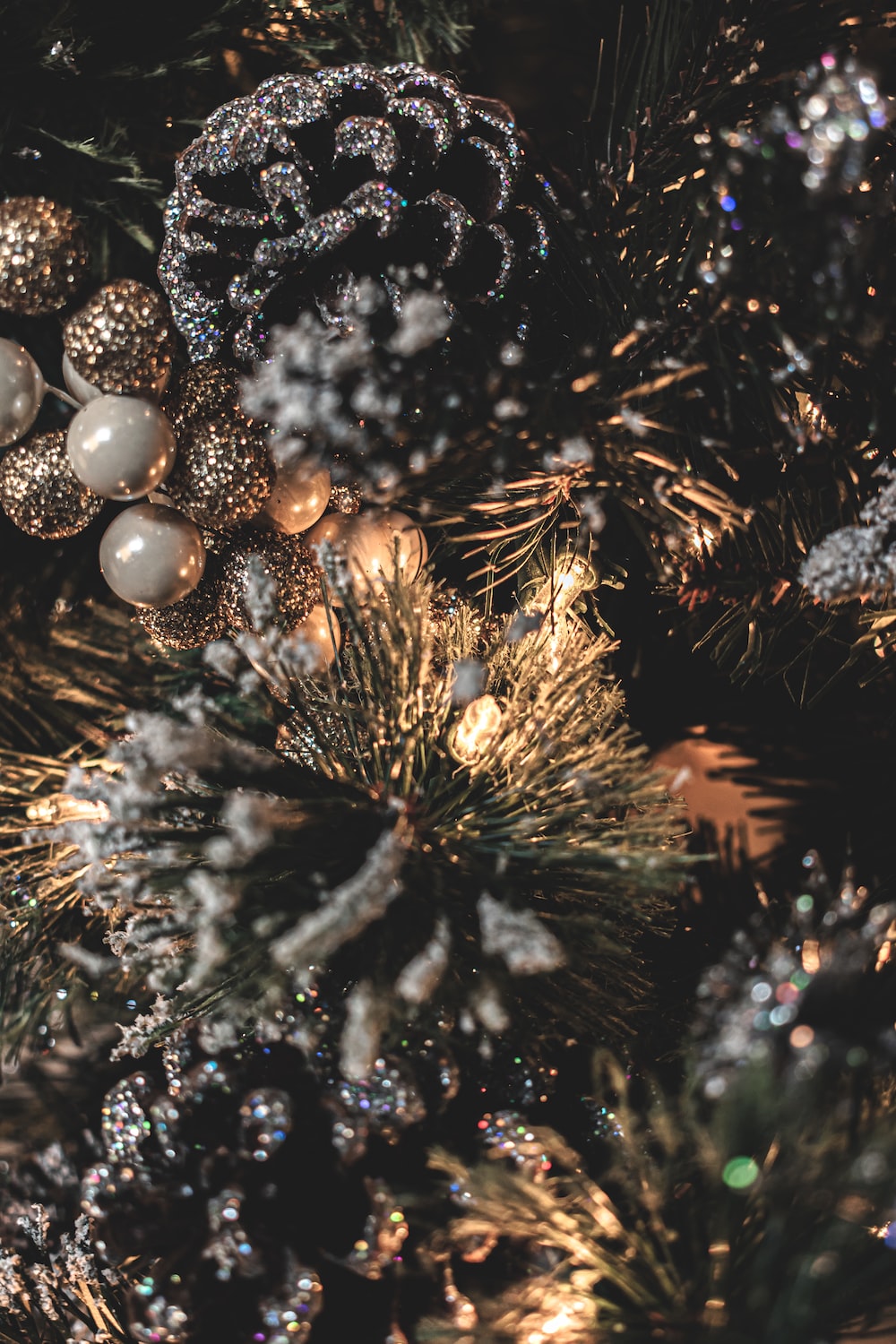 Gold Christmas Picture. Download Free Image