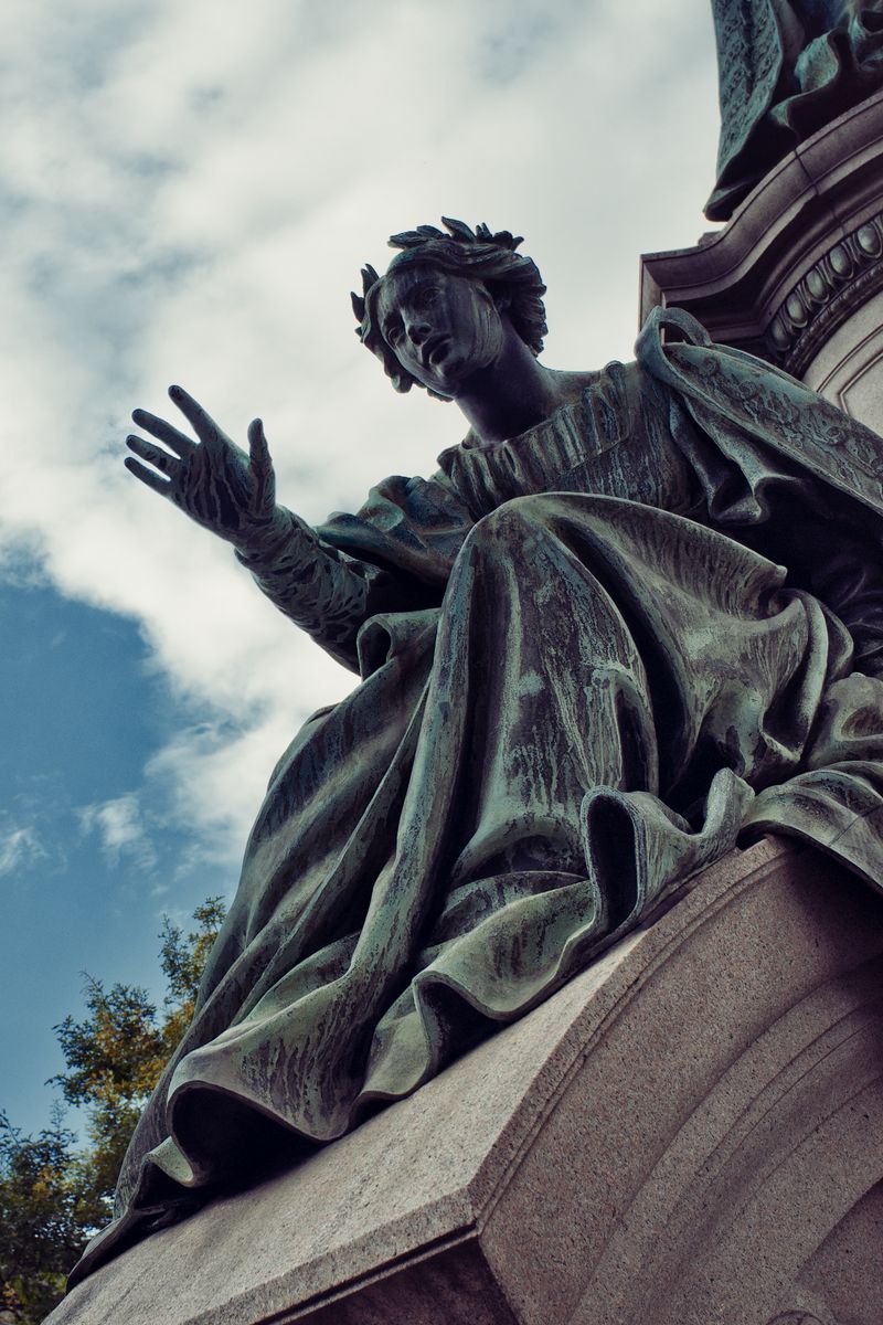 Download Wallpaper 800x1200 Sculpture, Statue, Monument, Scotland, Edinburgh Iphone 4s 4 For Parallax HD Background