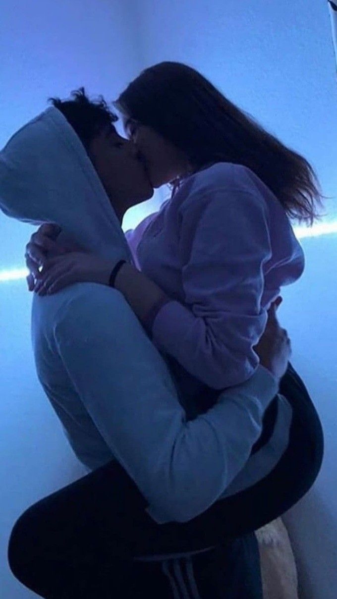 Romantic couple. Fotos de casai, Fotos, Casal