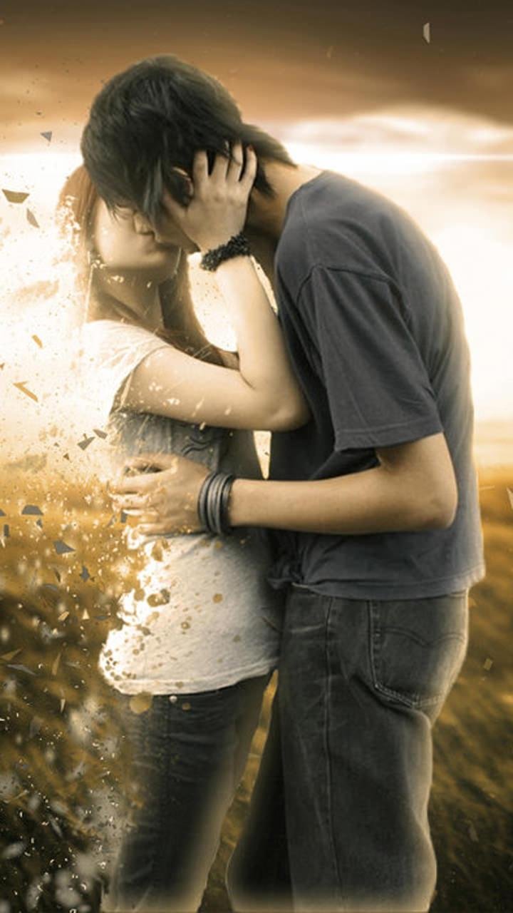 Aesthetic couple hug Wallpaper Download