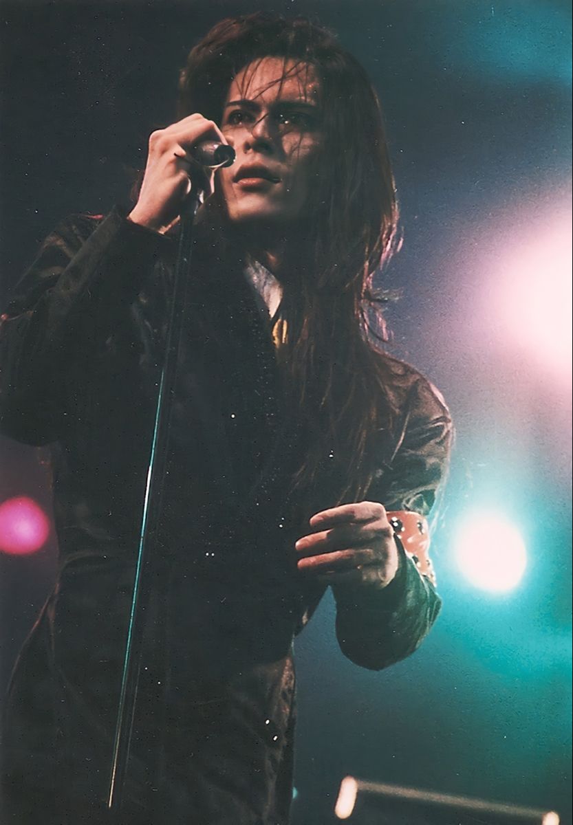 Atsushi Sakurai. Visual kei, Pretty men, Long hair styles men