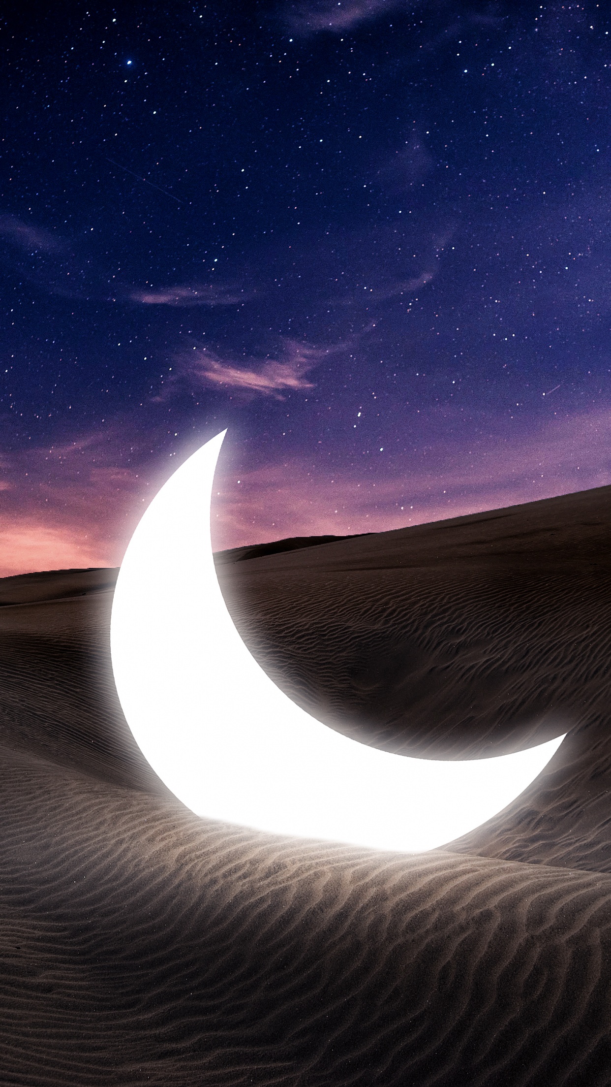 Half moon Wallpaper 4K, Fallen, Desert