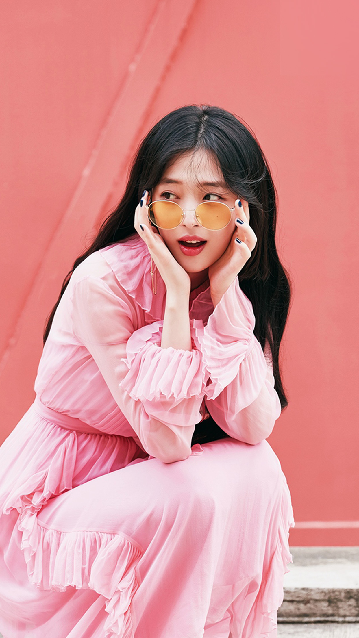 Sulli Girl Kpop Pink Wallpaper