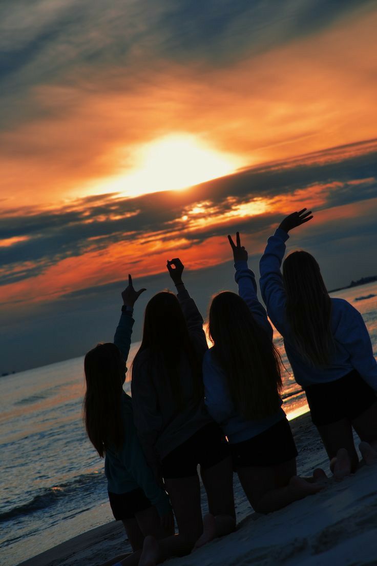 Besties. Best friend picture tumblr, Group picture poses, 4 best friends
