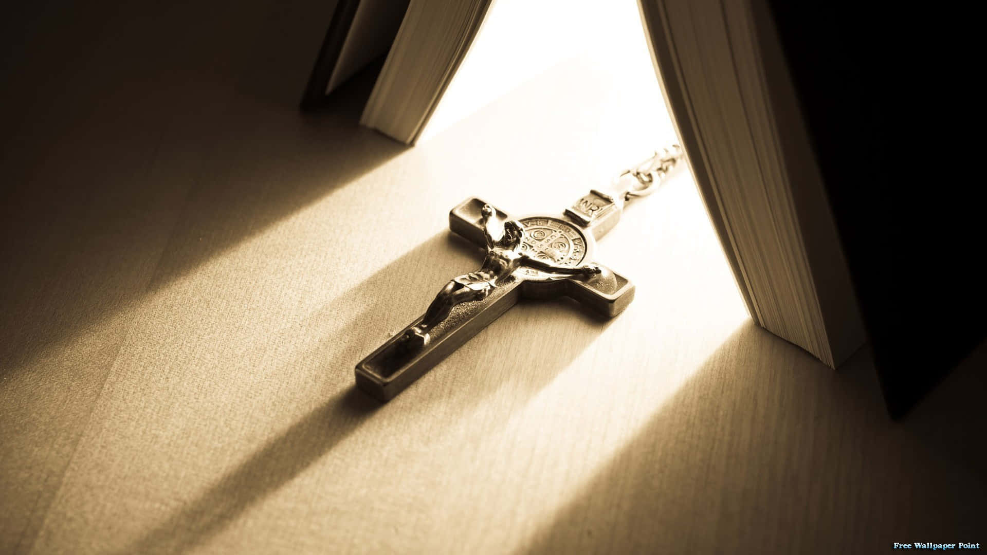 Download The Holy Cross of Jesus and Mary Desktop Wallpaper