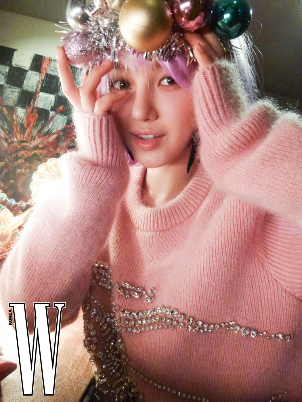 NewJeans Christmas Pictorial For W Korea (Part 1 4)