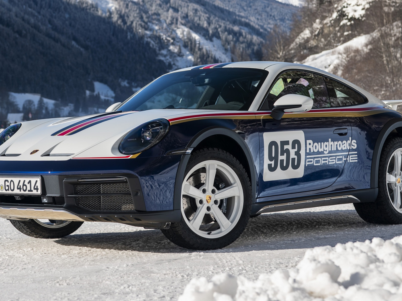 Download wallpaper snow, mountains, Porsche, Porsche rally, Dakar, Dakar, exterior, section porsche in resolution 1400x1050