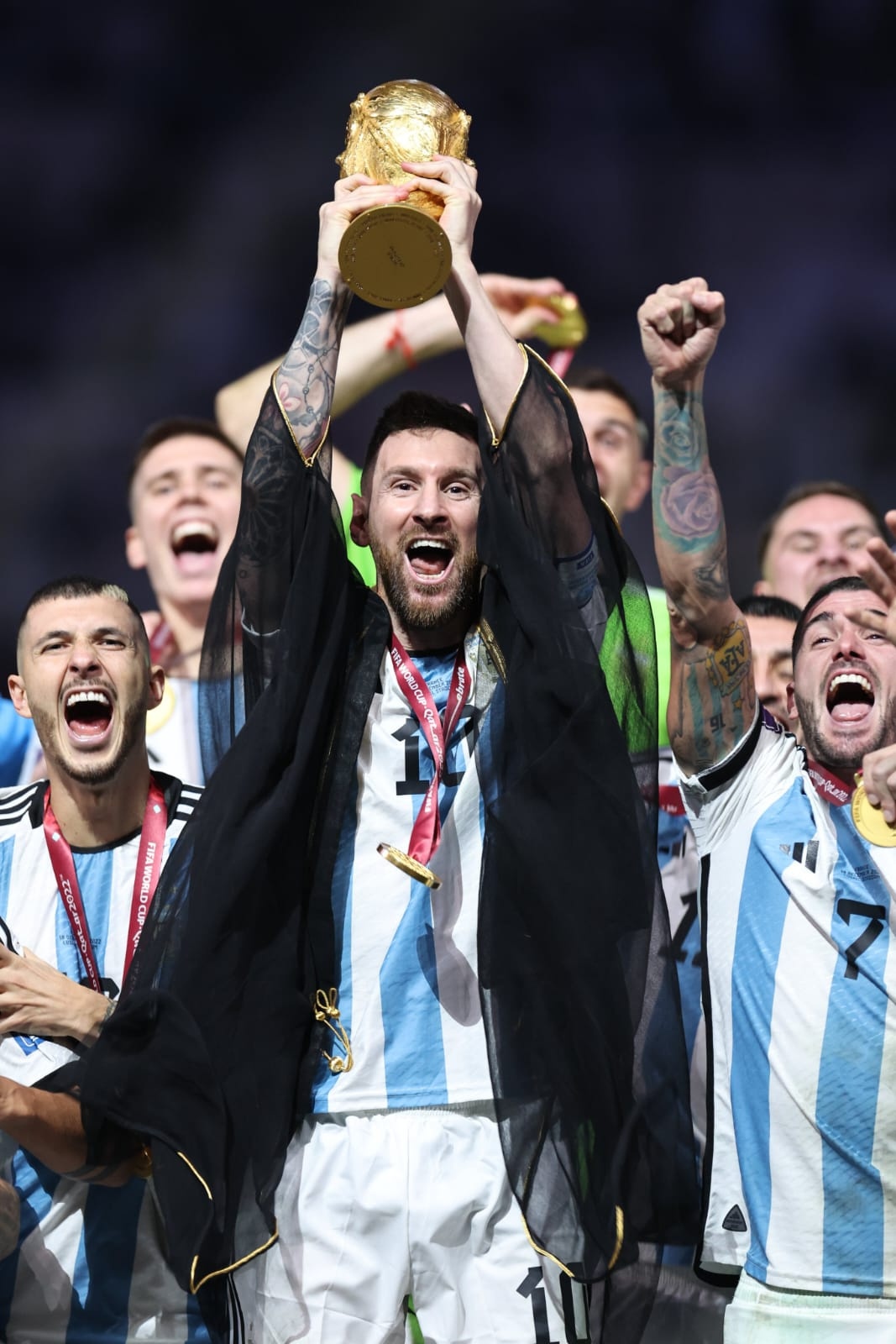 Messi Kissing World Cup Wallpapers Wallpaper Cave Wp13321414